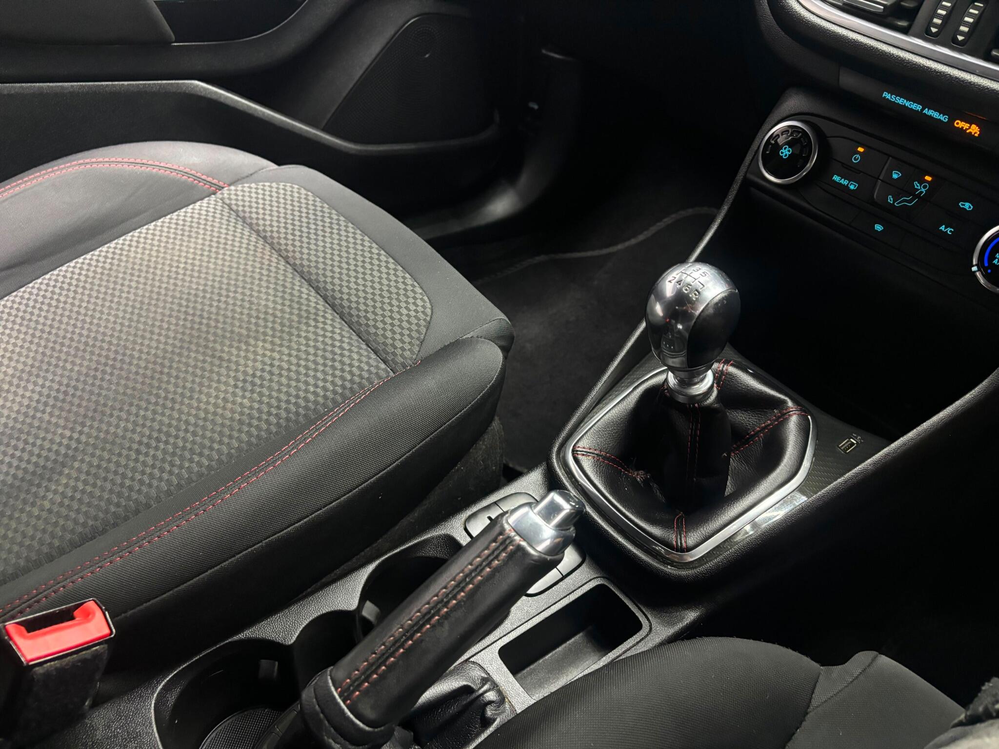 Ford Fiesta view 10