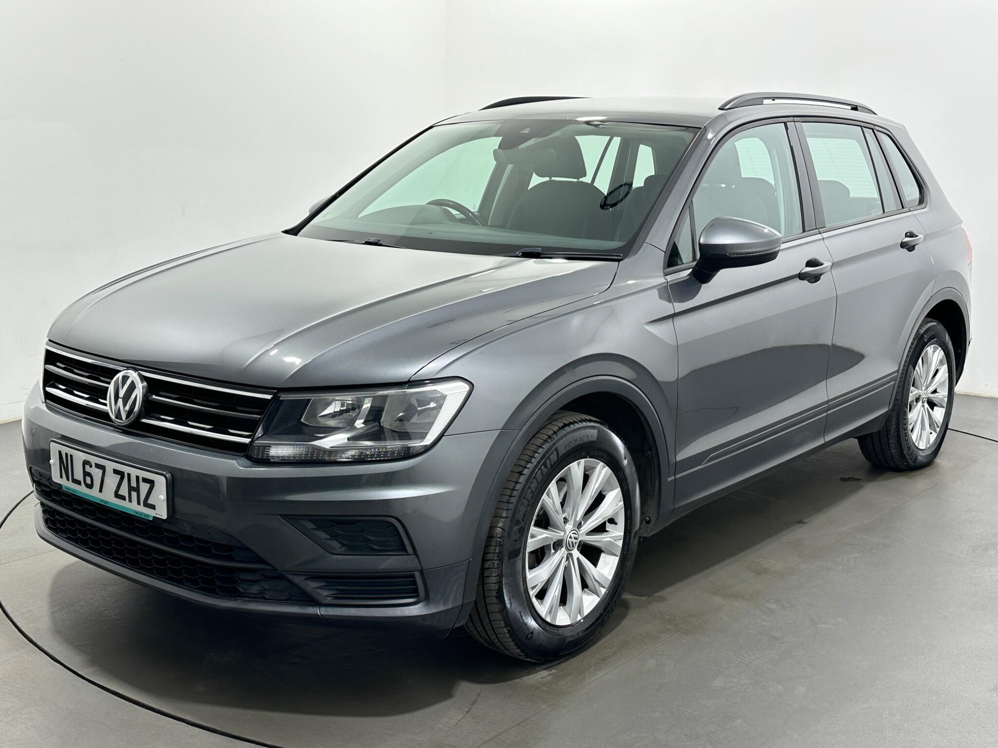 Volkswagen Tiguan view 48