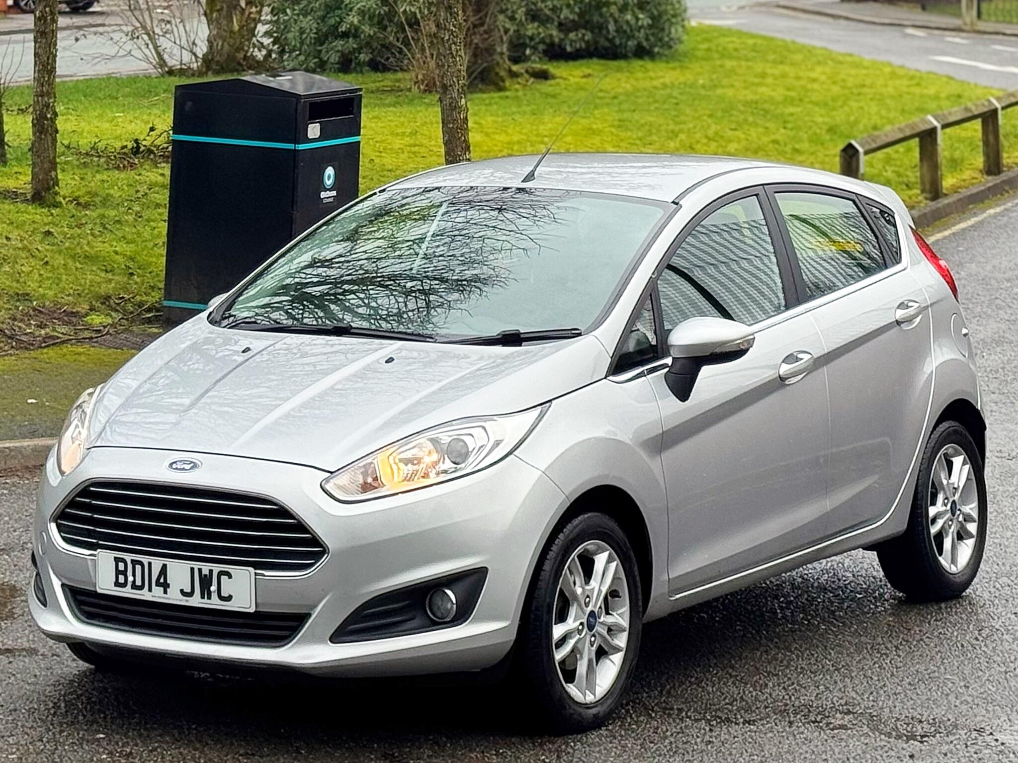 2014 Ford Fiesta 1.5 TDCi Zetec Euro 5 5dr image 18