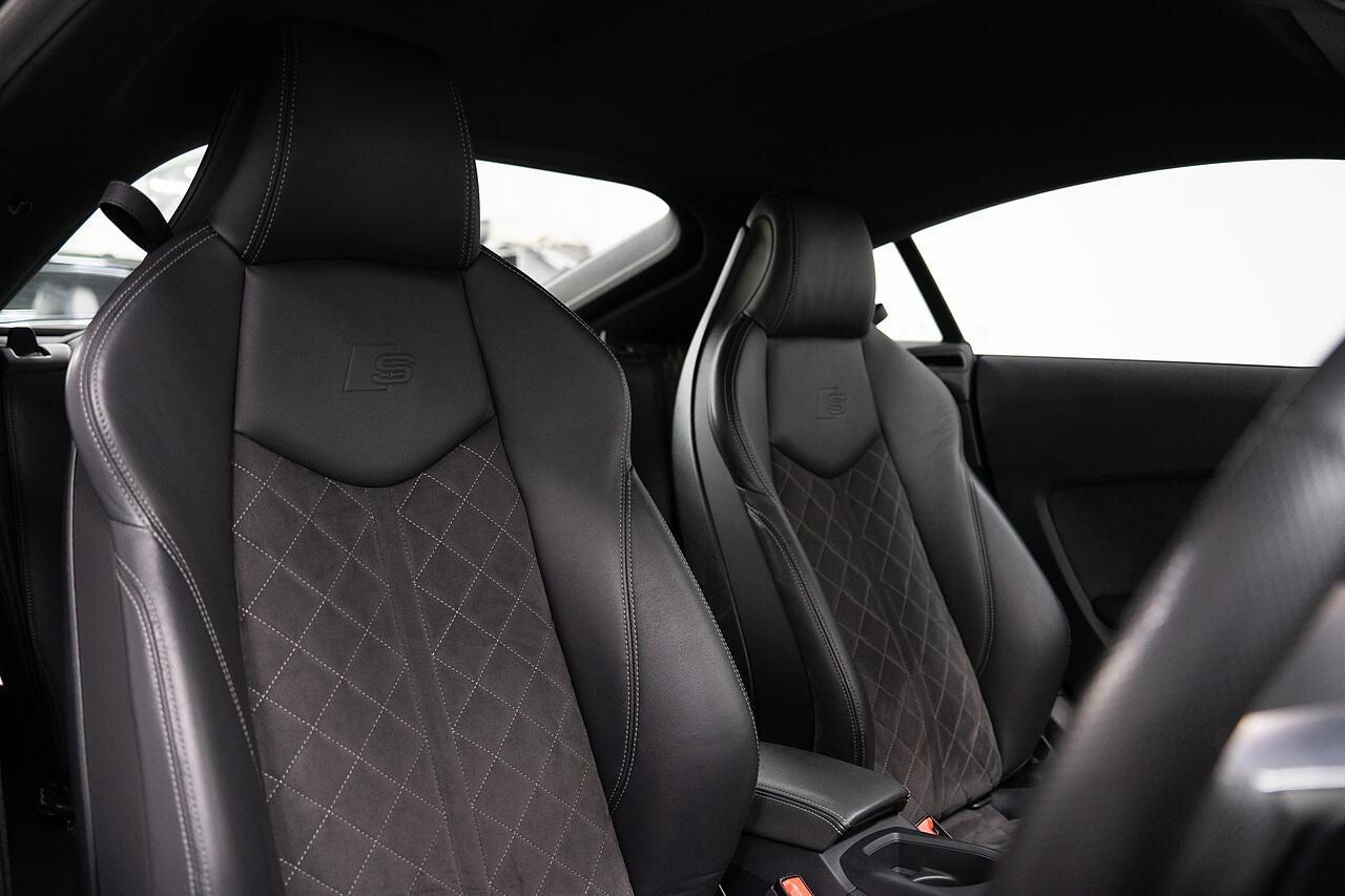 Audi TT view 4