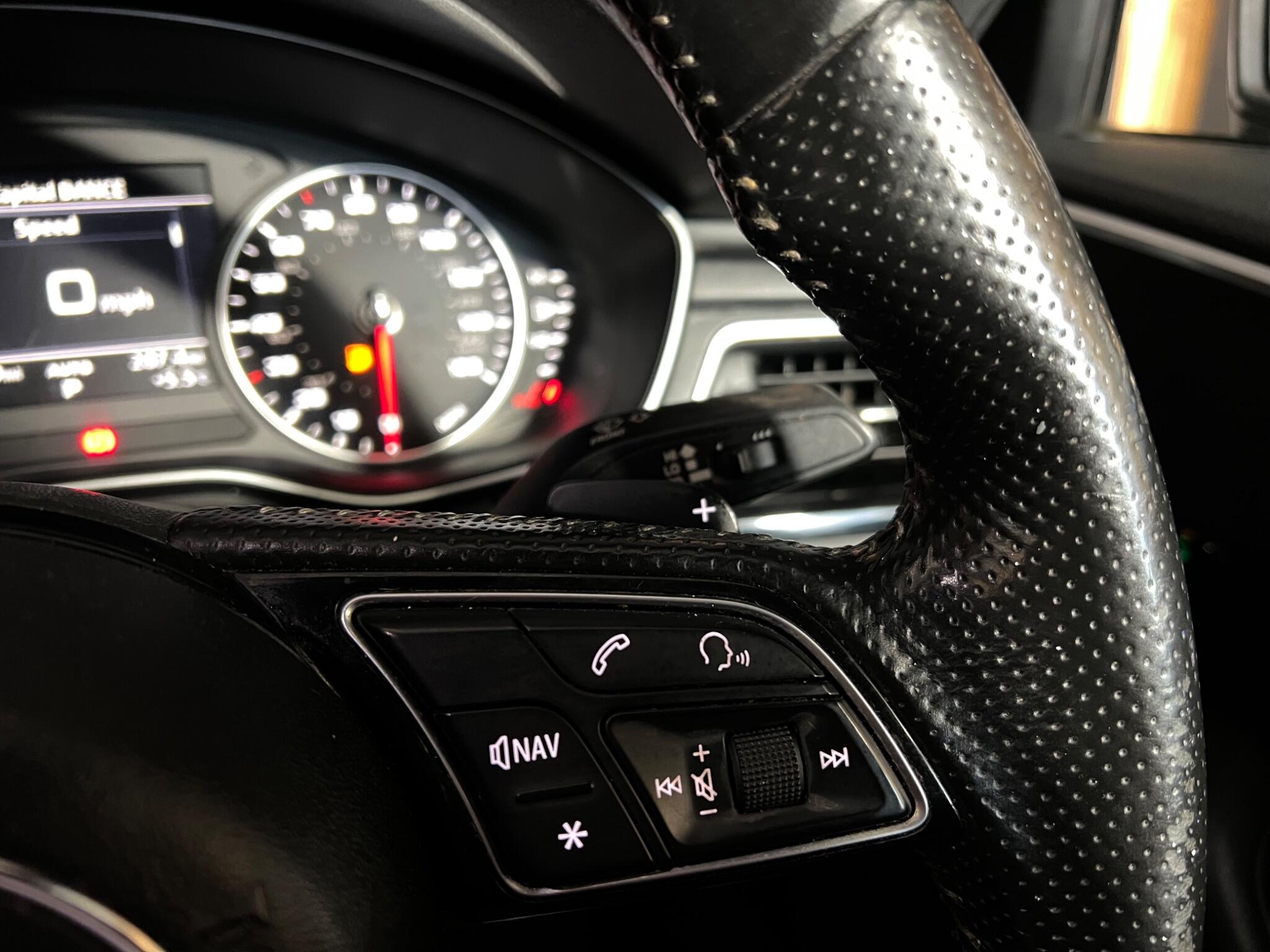 Audi A4 view 23