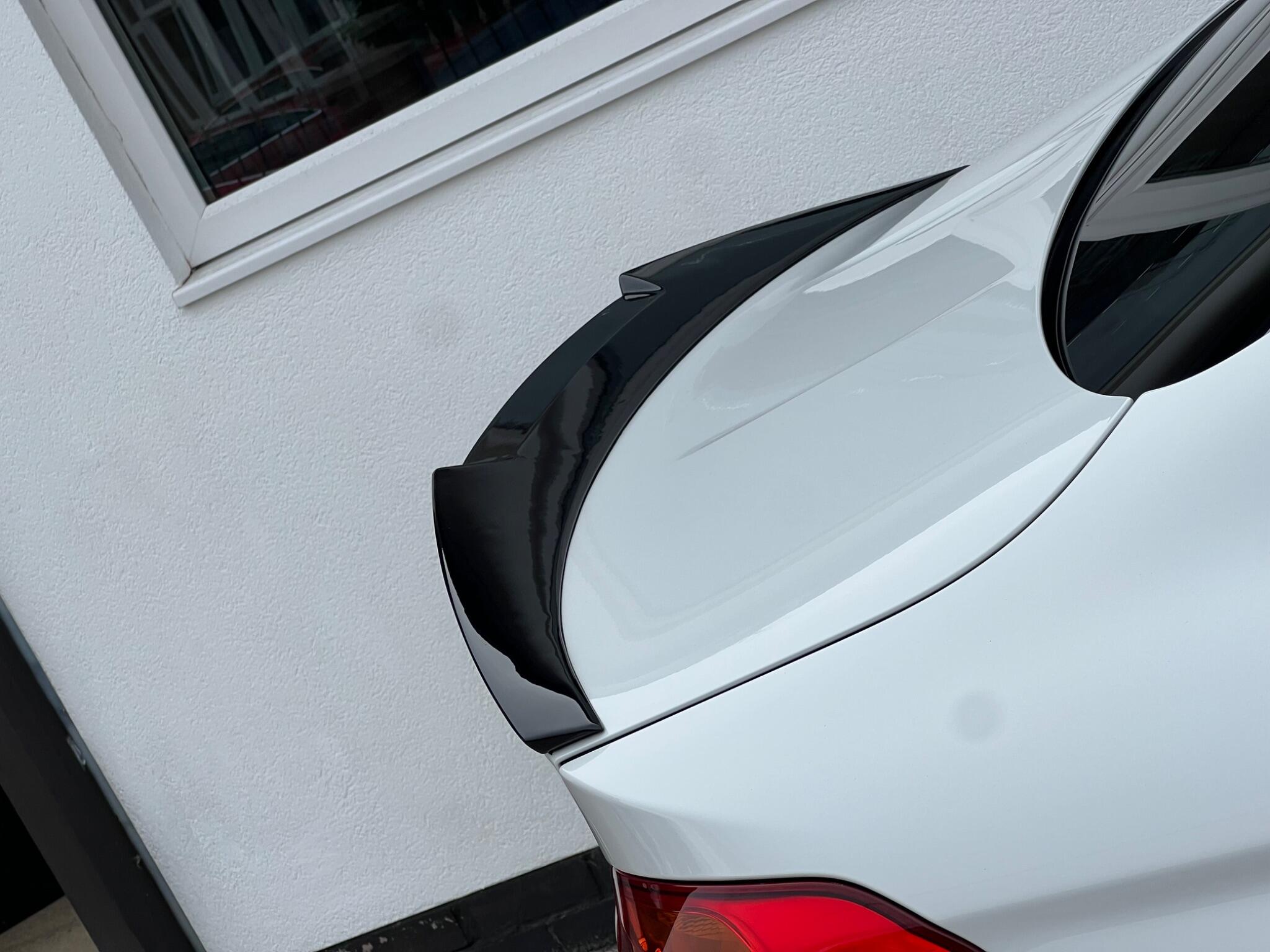 BMW M4 view 12
