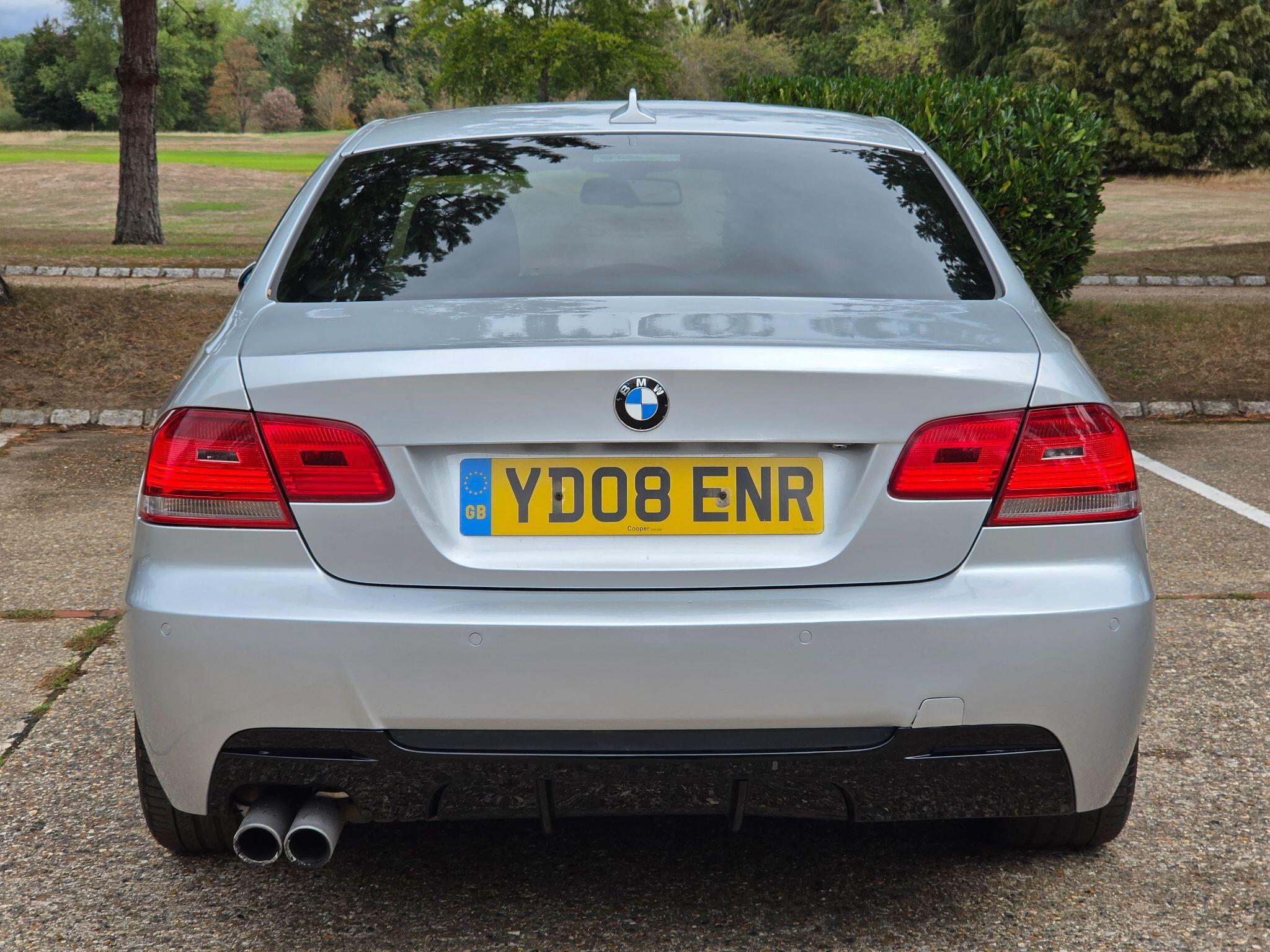 BMW 3 Series view 12