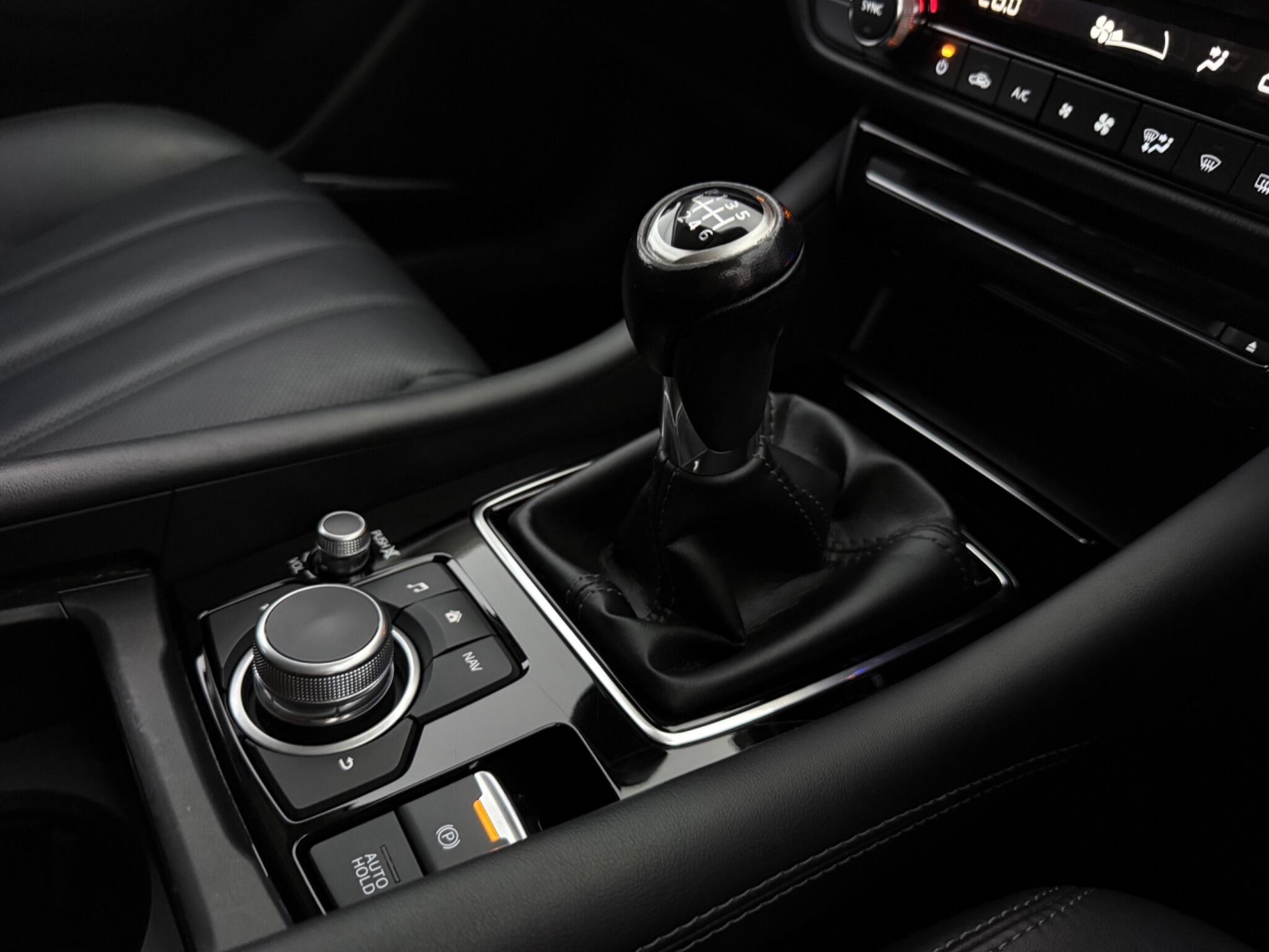 Mazda Mazda6 view 19