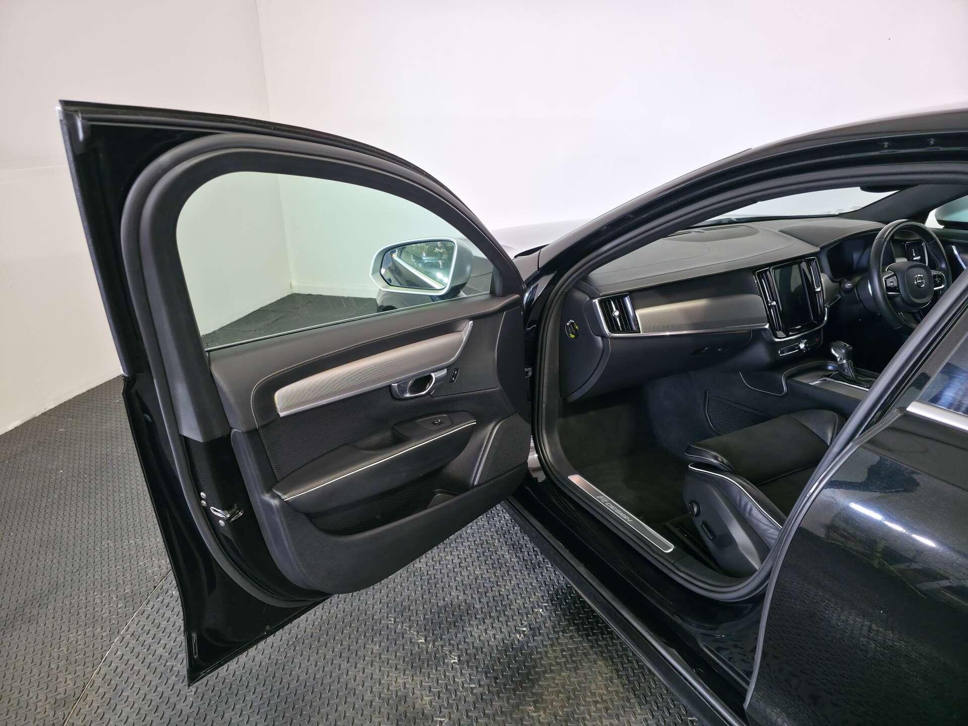 Volvo S90 view 70