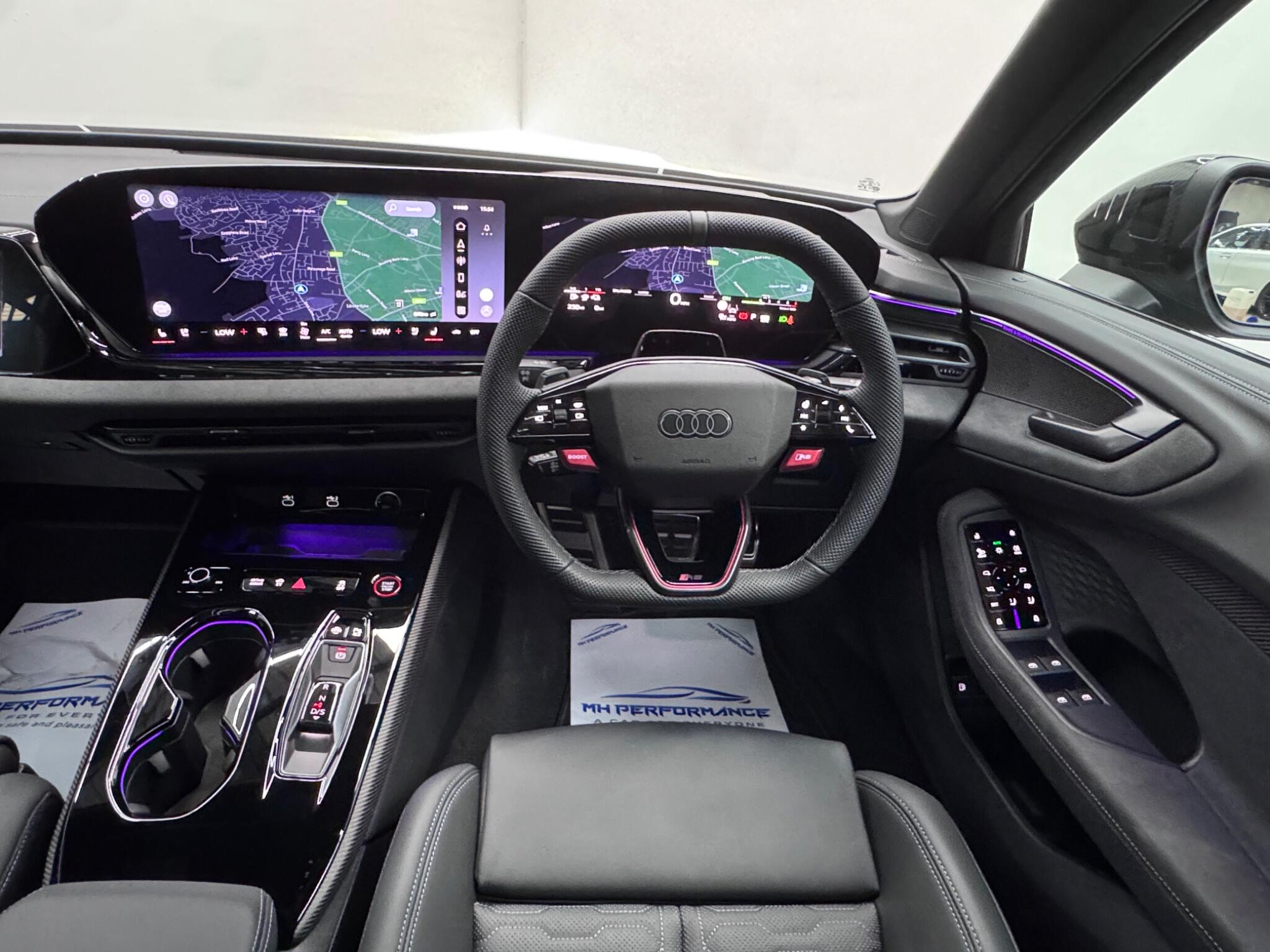 Audi RS5 view 5