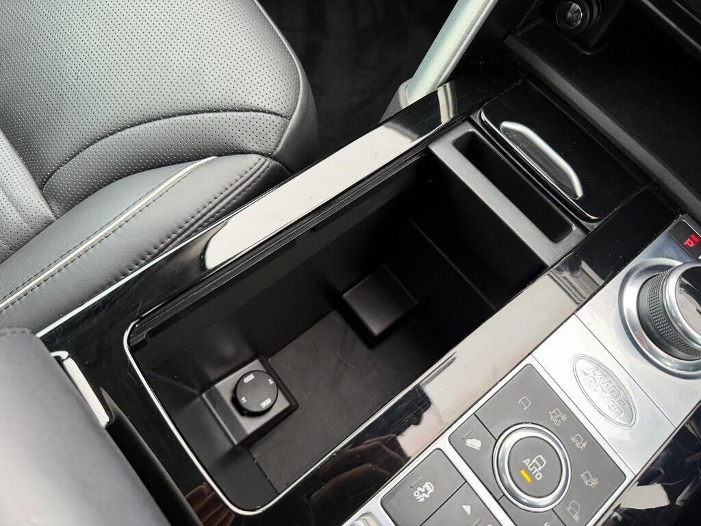 Land Rover Discovery view 54