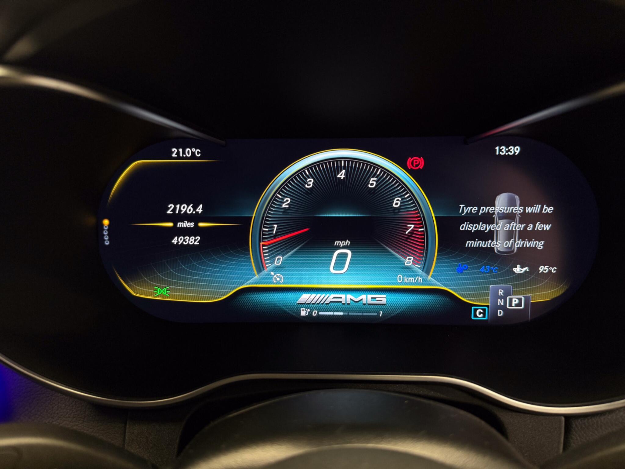 Mercedes-Benz C-Class view 36