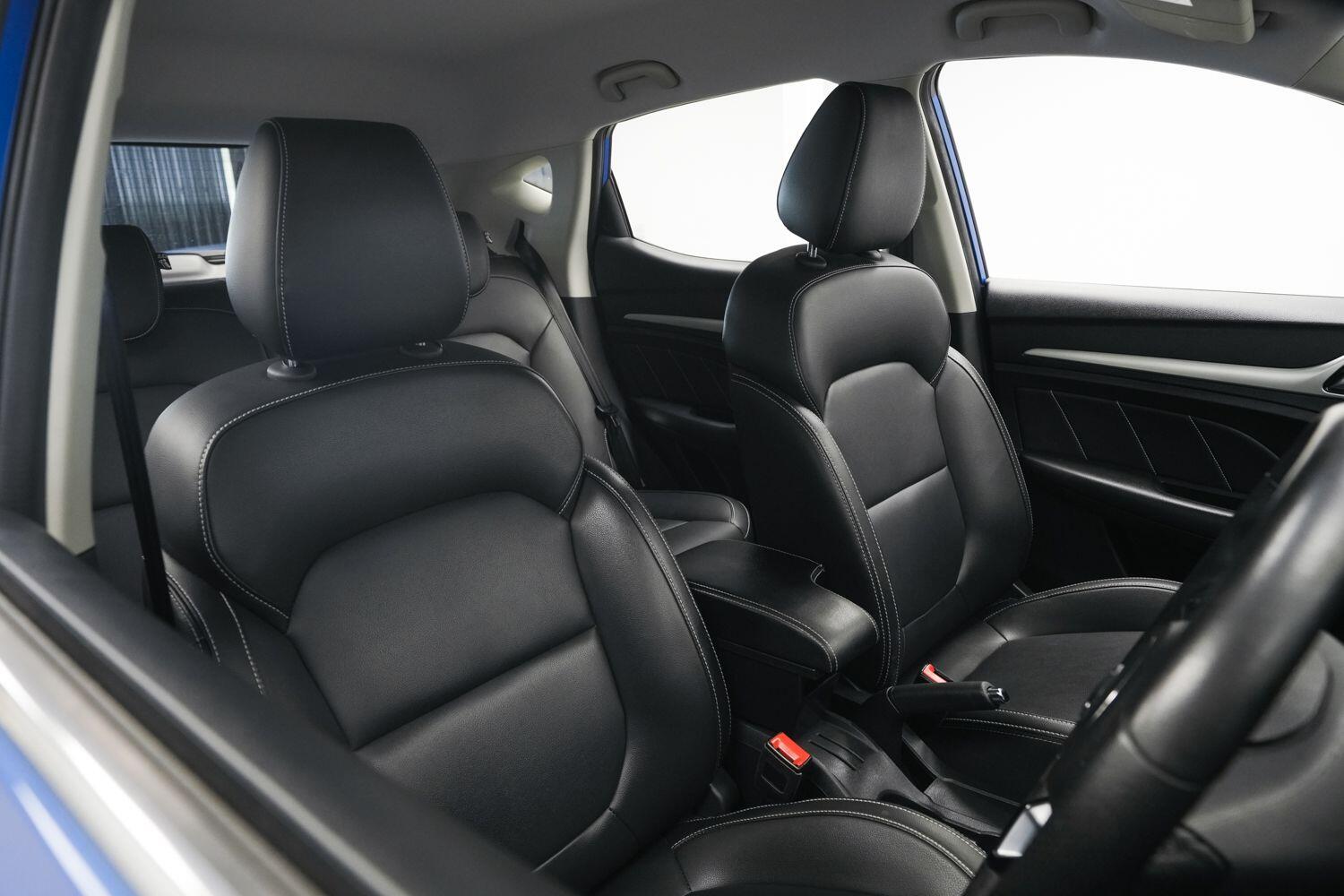 MG ZS view 9