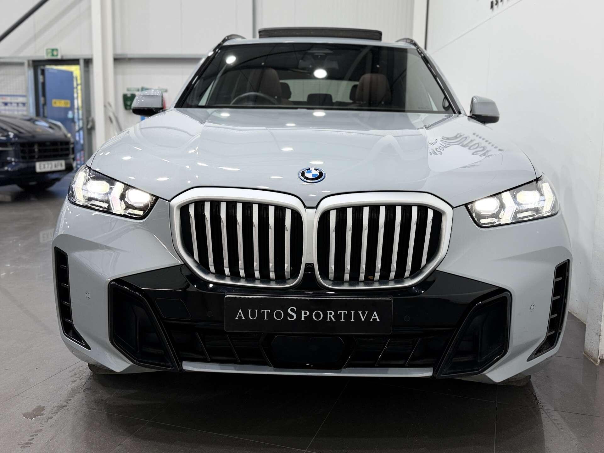 BMW X5 view 6