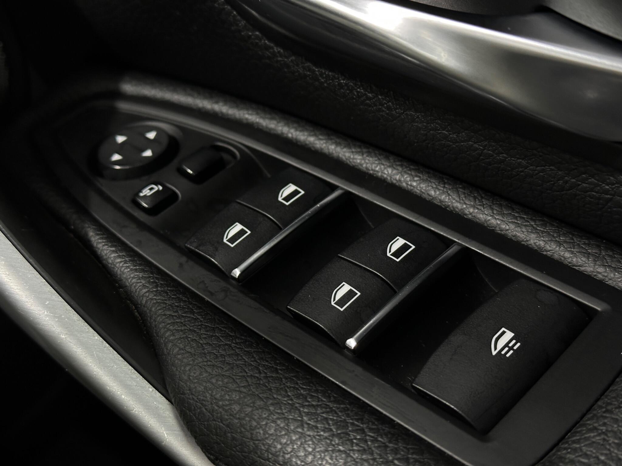 BMW 4 Series view 18