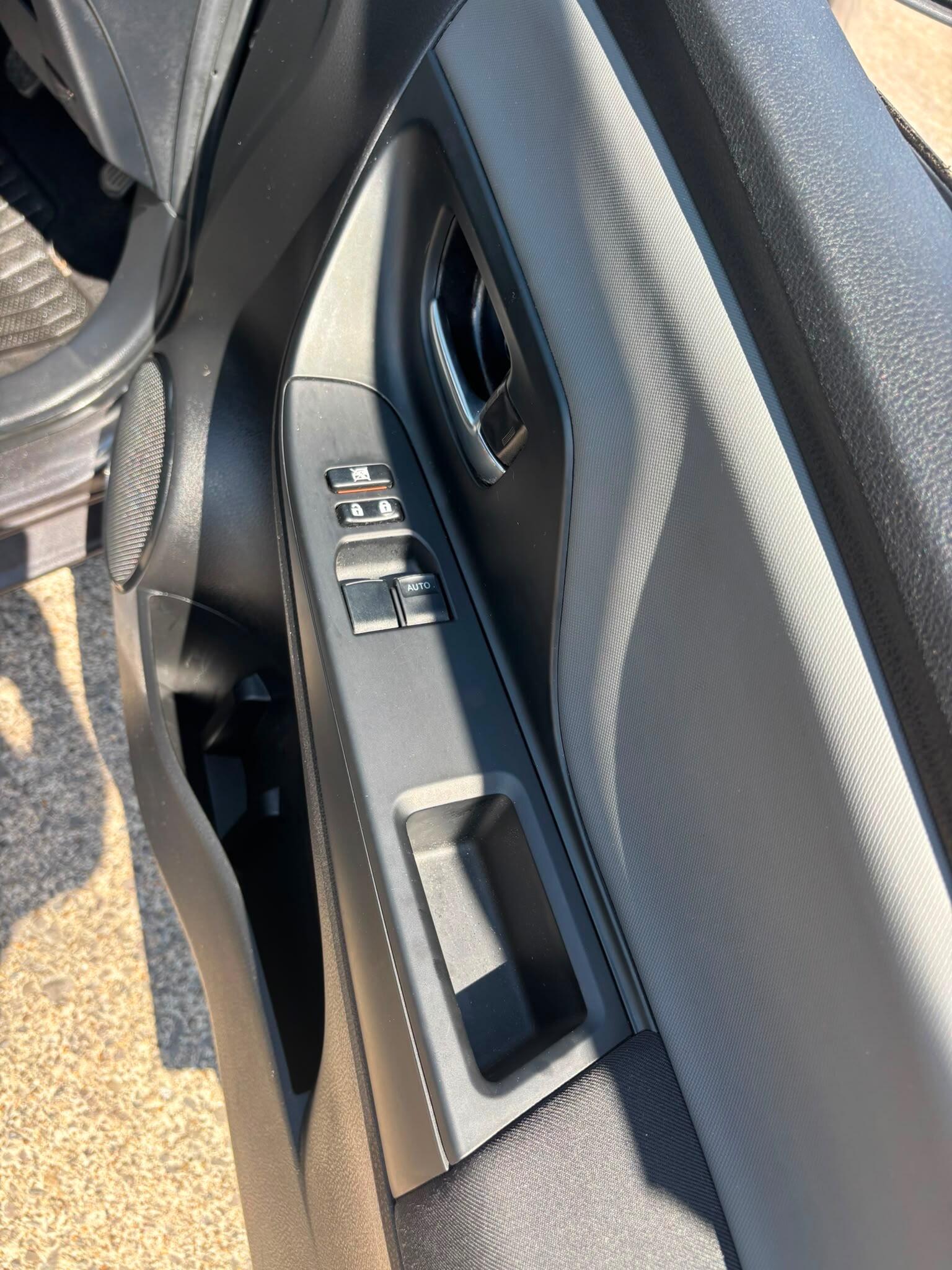 Toyota Yaris view 44