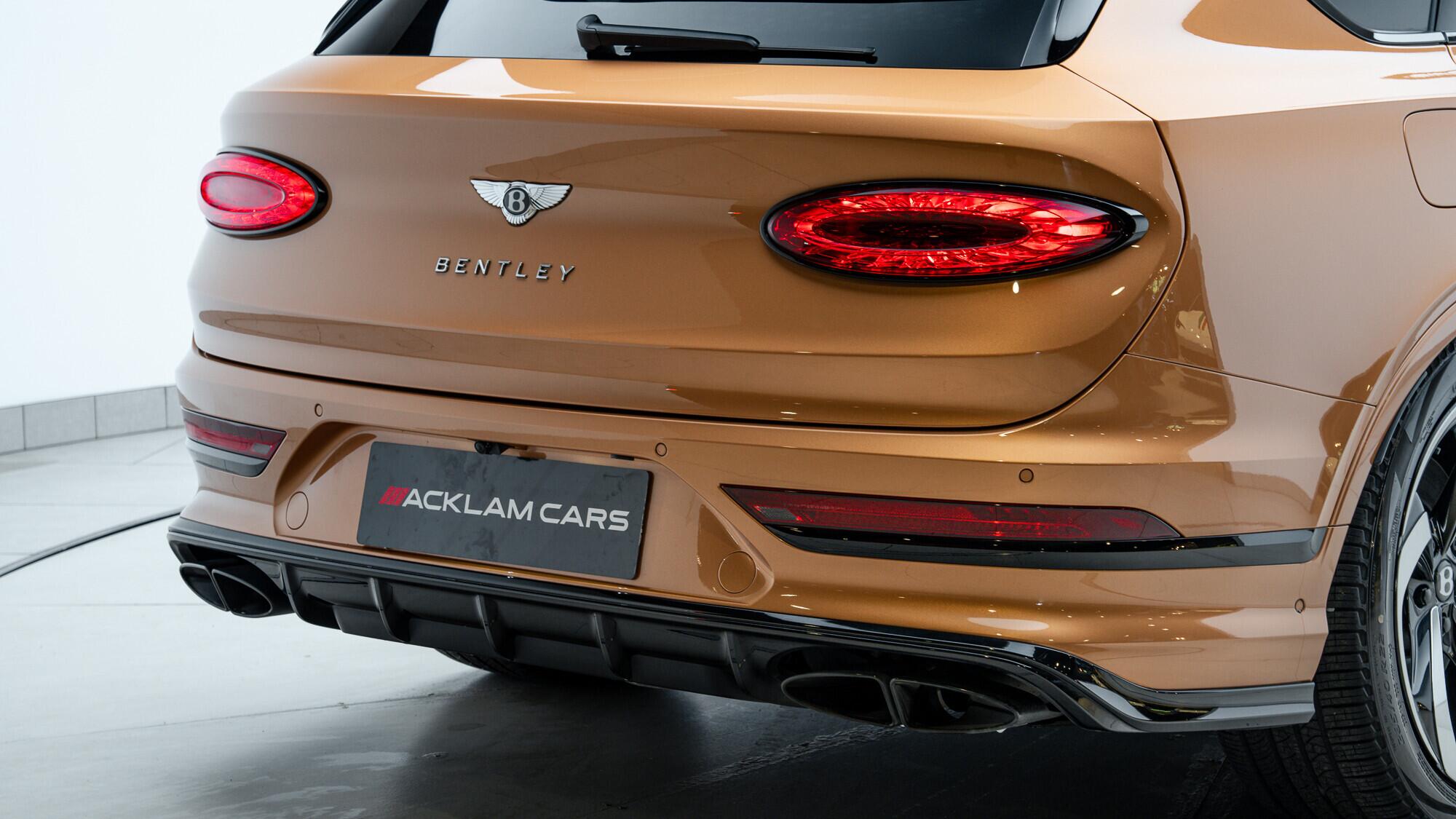Bentley Bentayga view 20
