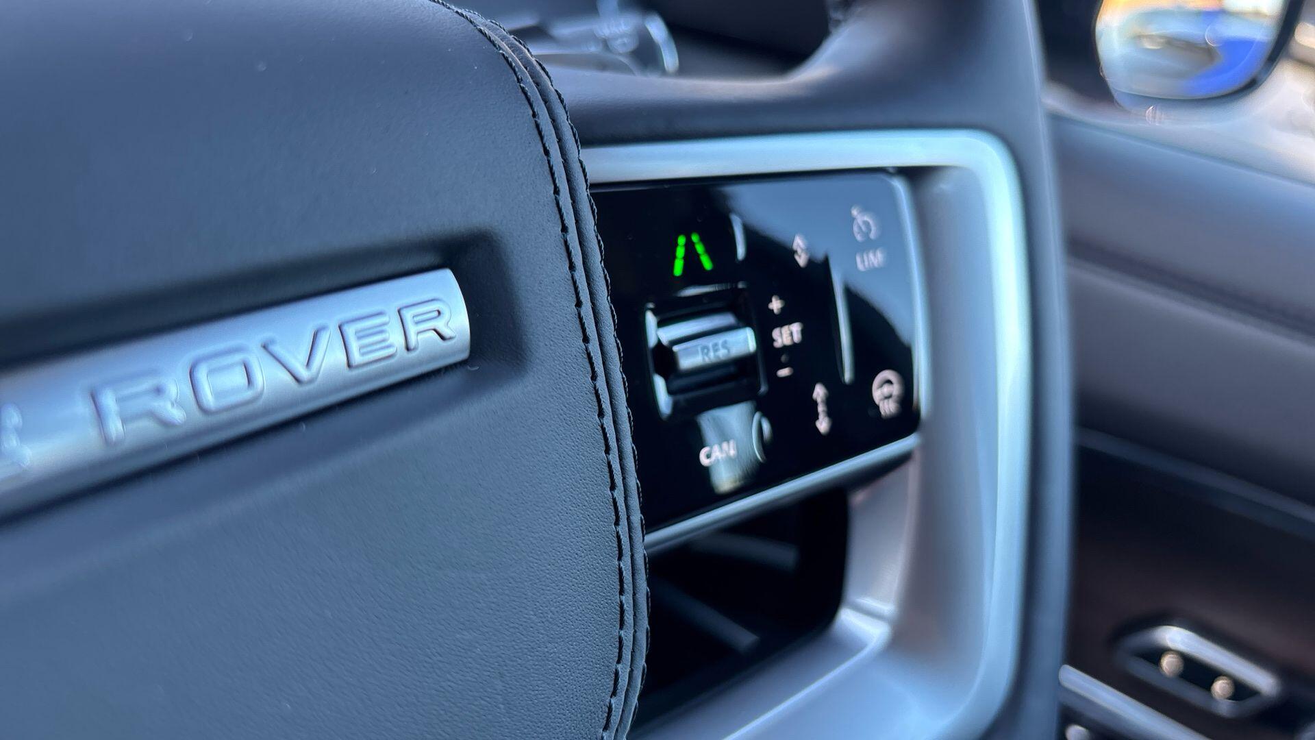 Land Rover Range Rover view 25