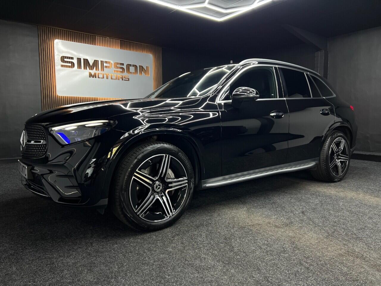 Mercedes-Benz GLC view 3