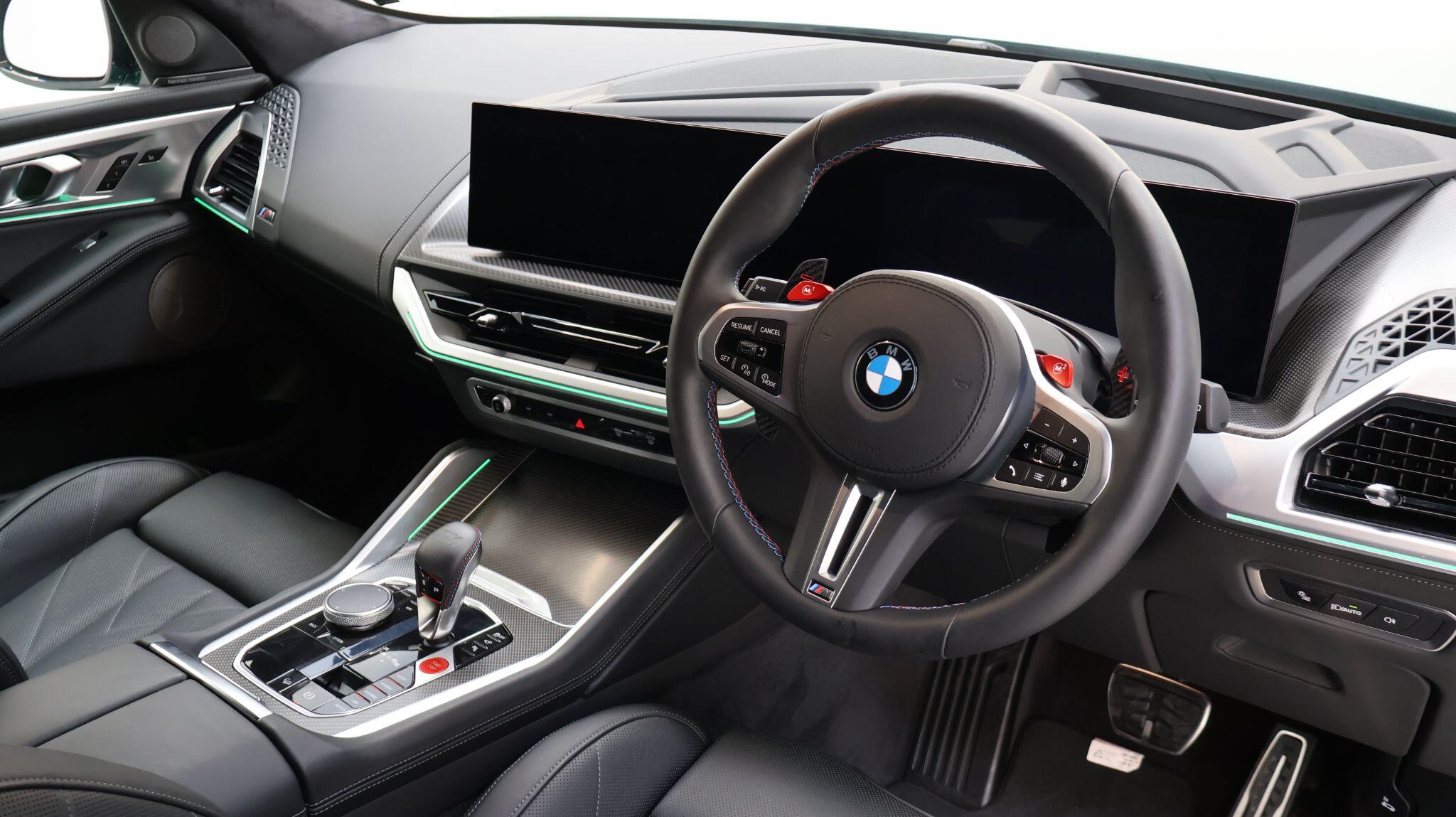 BMW XM view 6