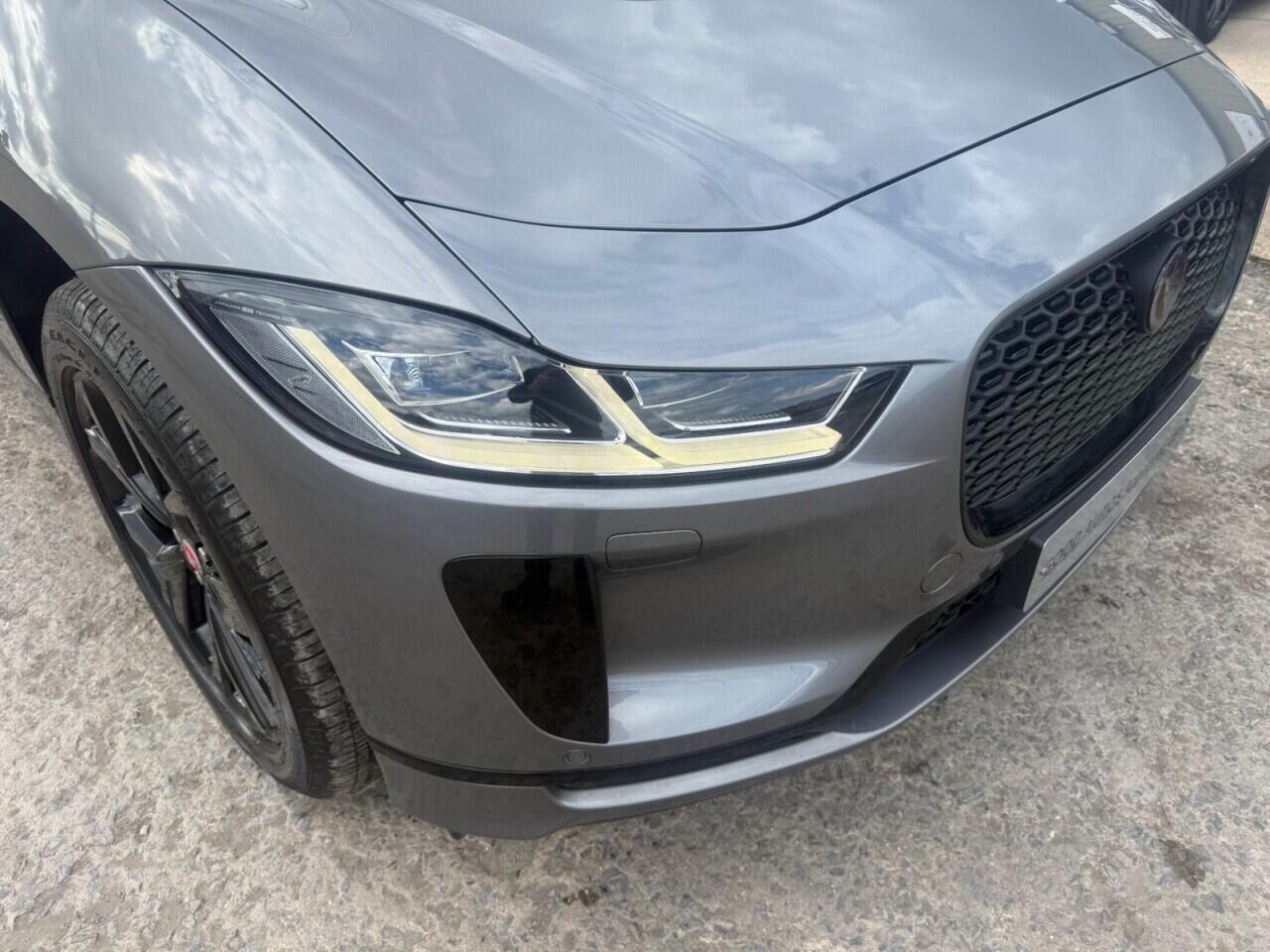 Jaguar I-Pace view 19