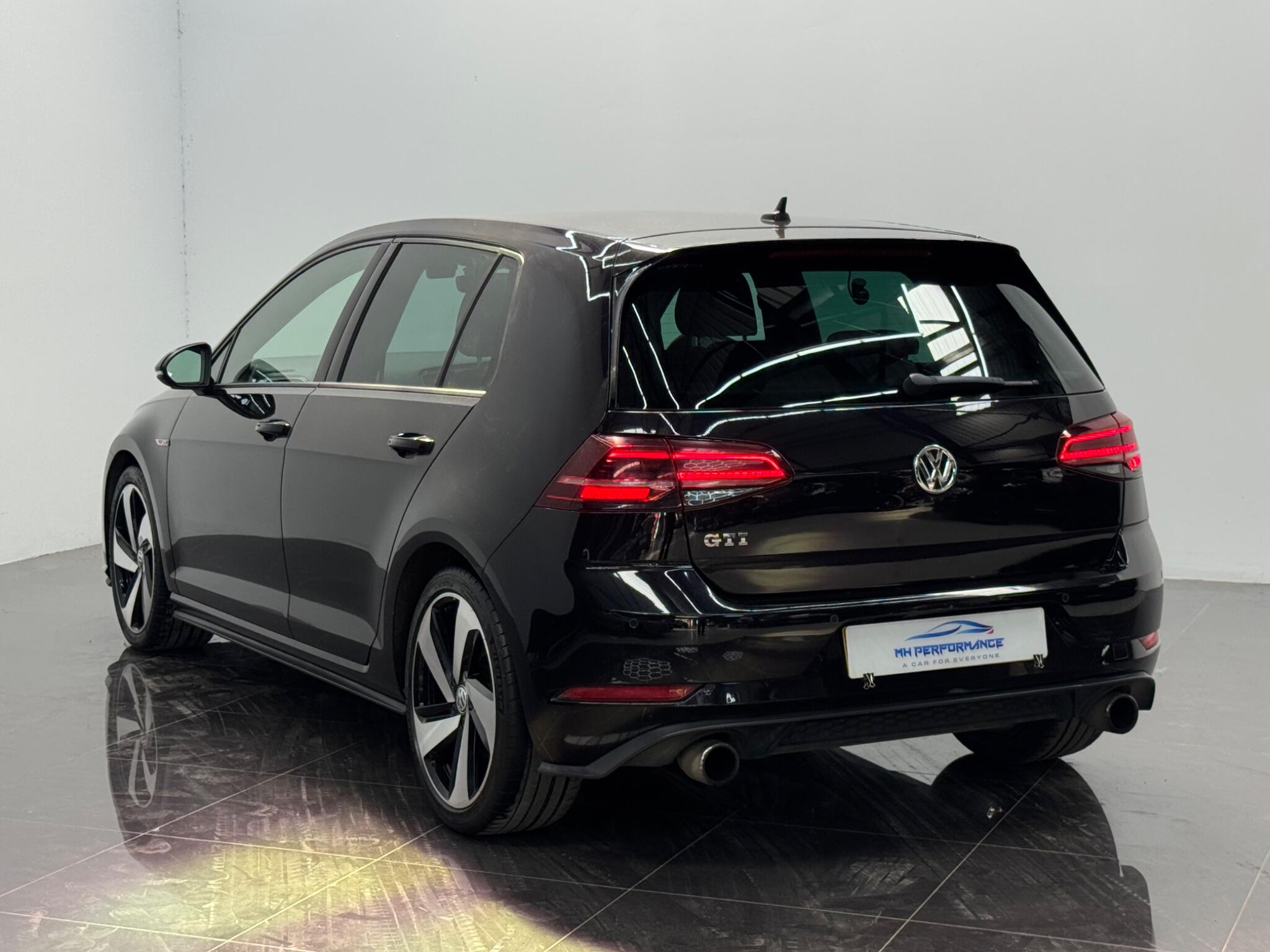 Volkswagen Golf view 7