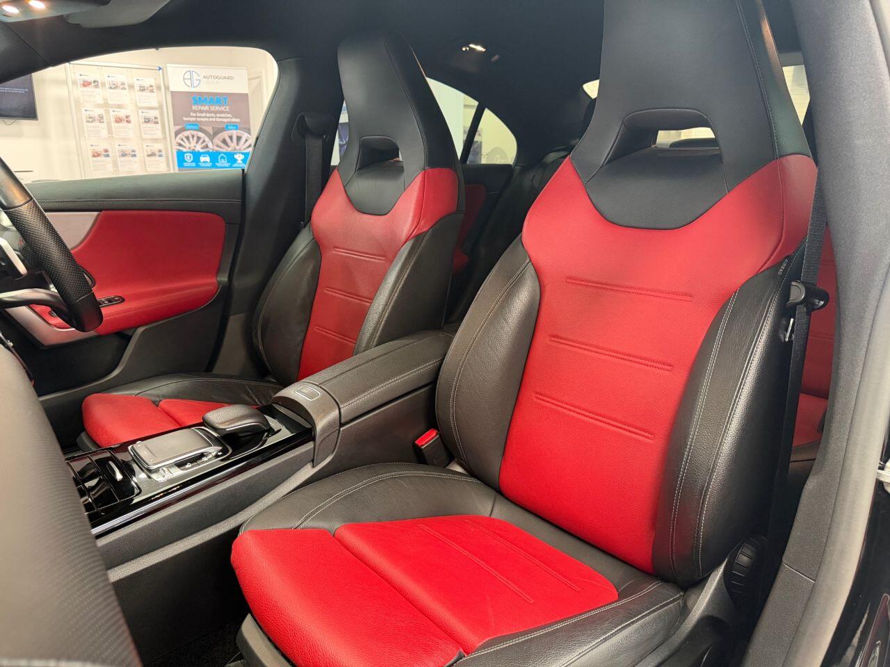 Mercedes-Benz Cla view 14
