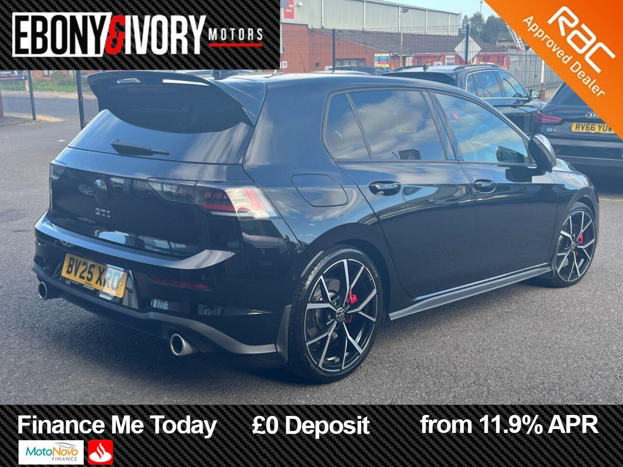 Volkswagen Golf view 5