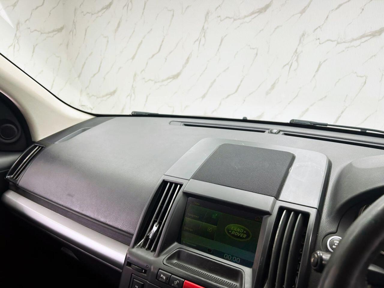Land Rover Freelander view 15