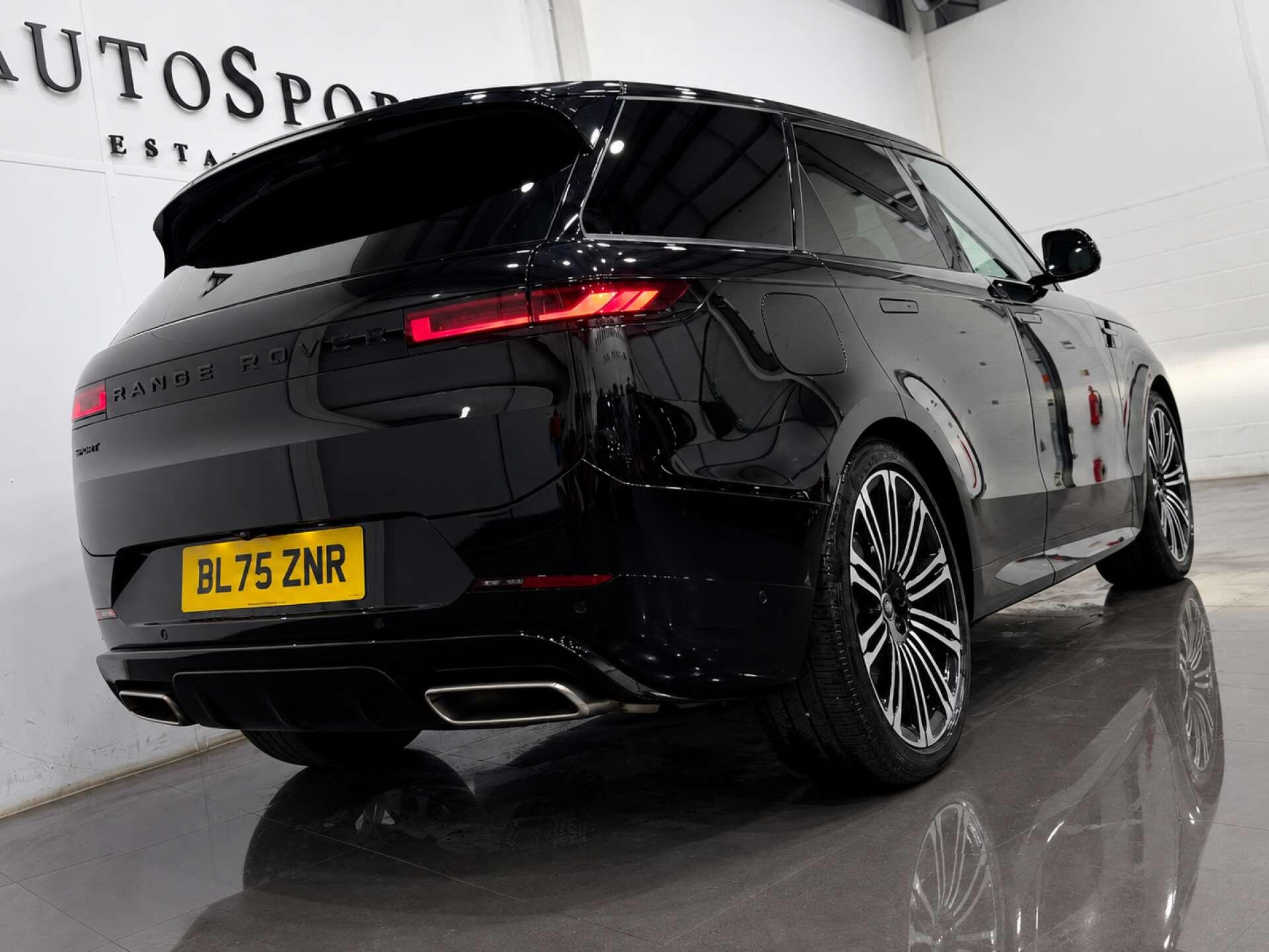 Land Rover Range Rover Sport view 25
