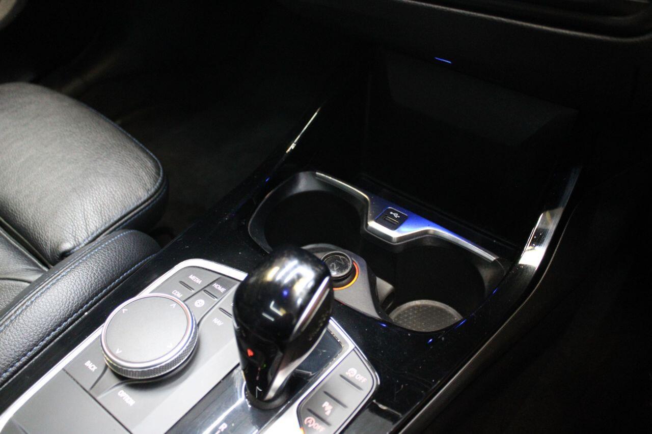 BMW 2 Series view 25