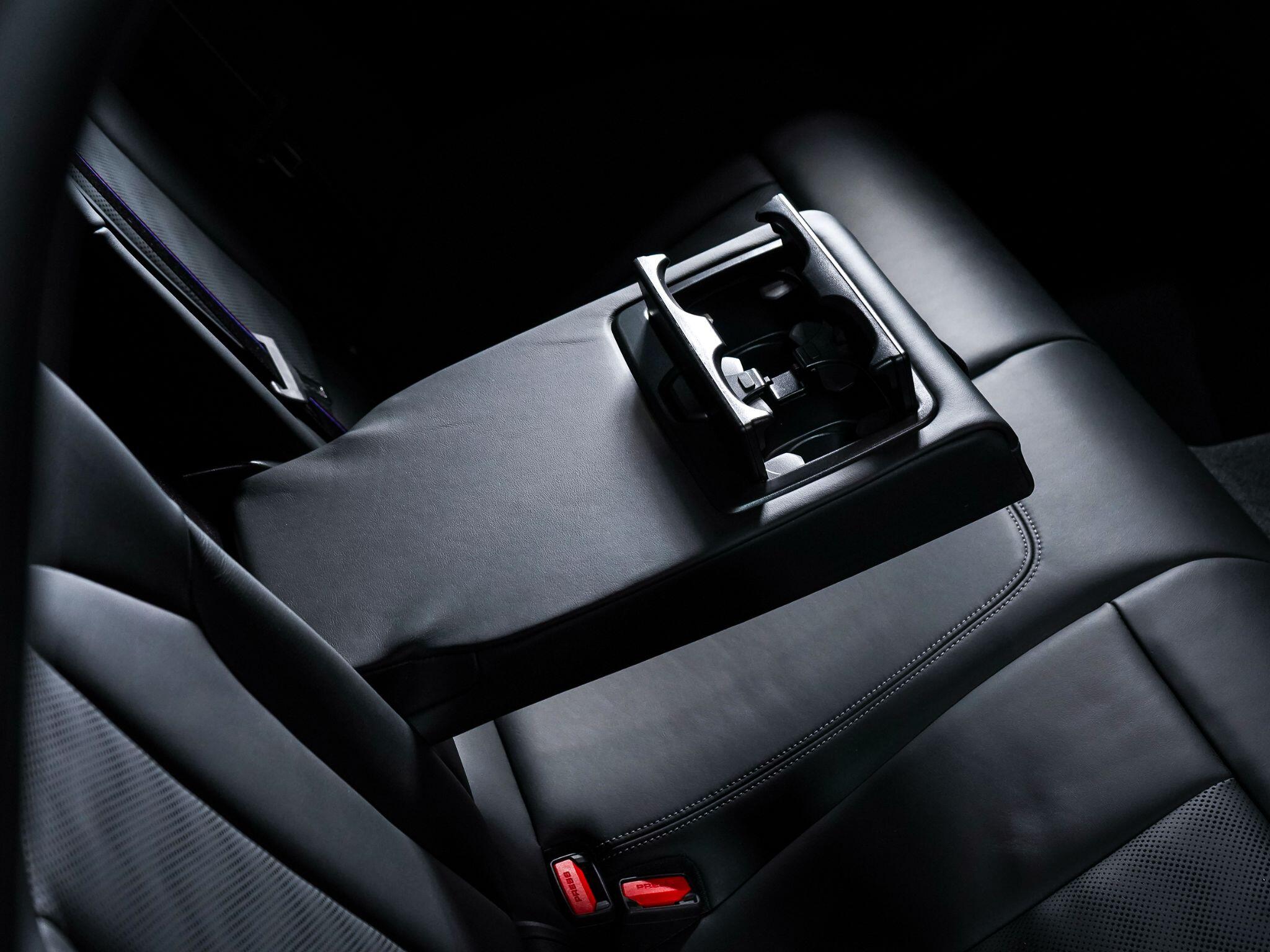BMW M3 view 14
