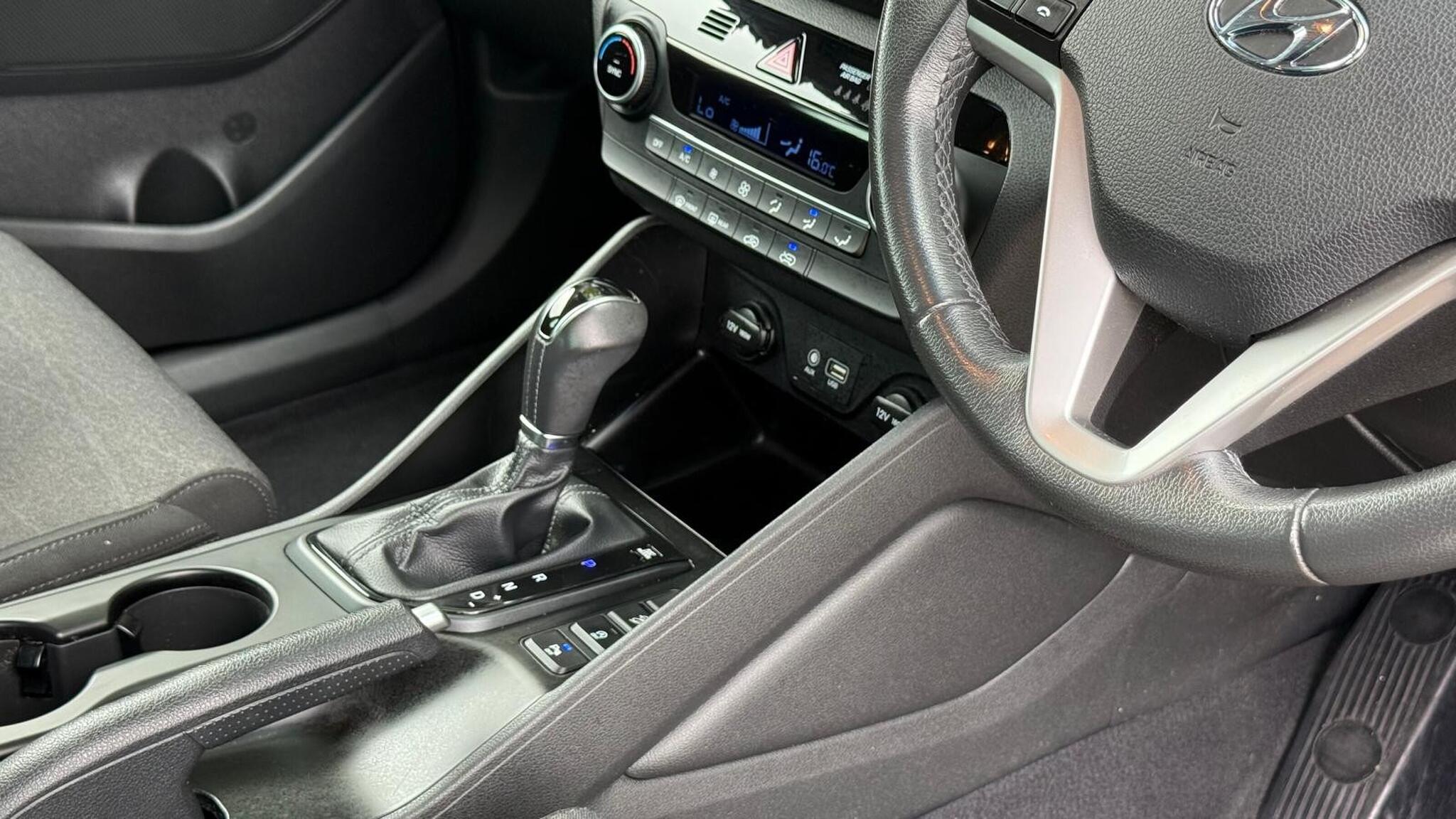 Hyundai Tucson view 21
