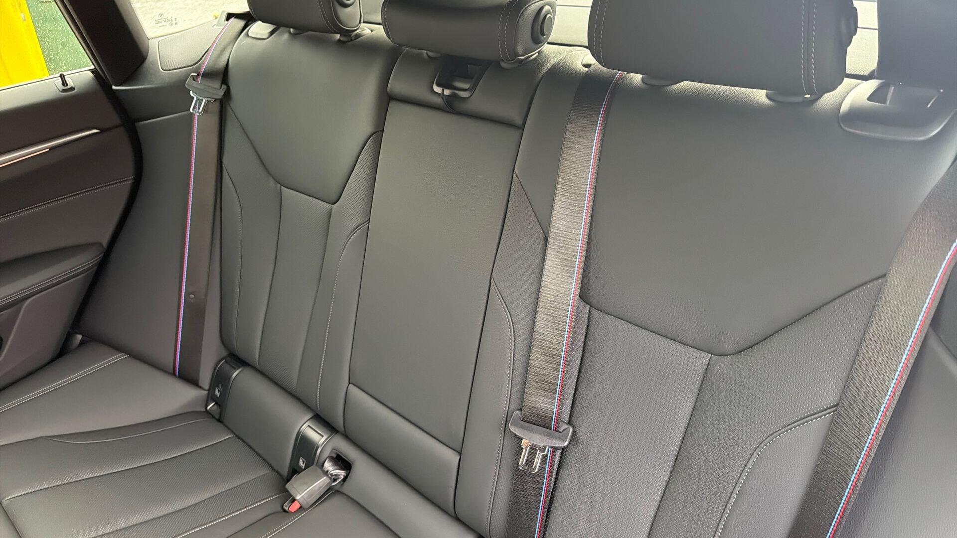 BMW i4 view 12