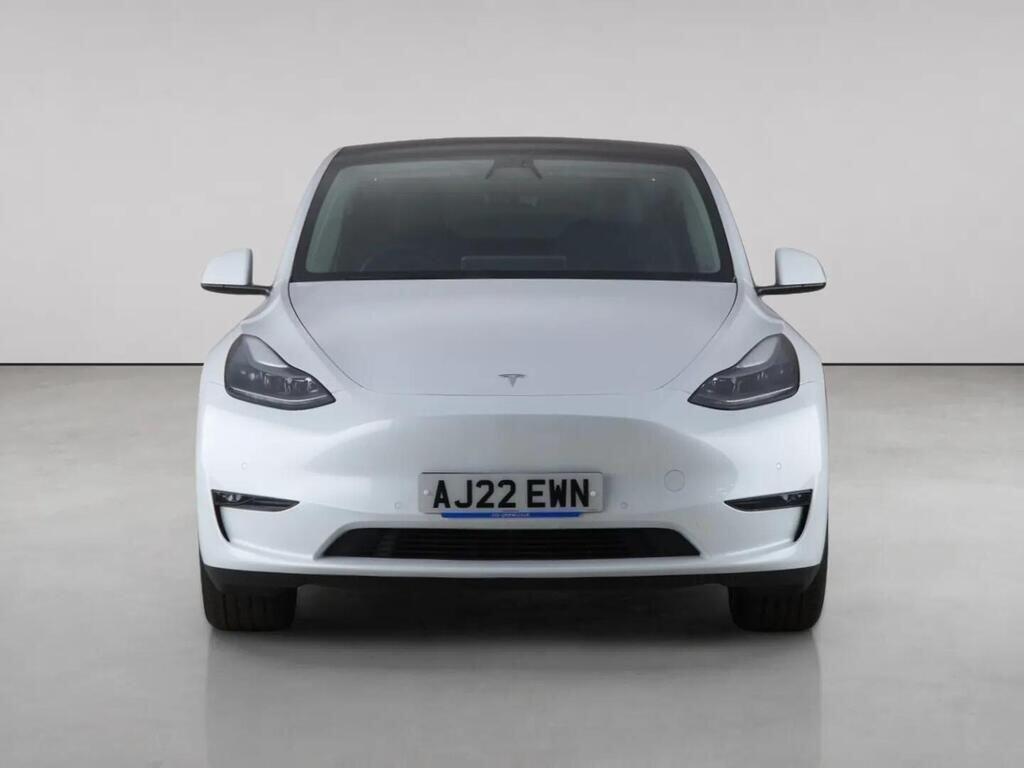 Tesla Model Y view 5