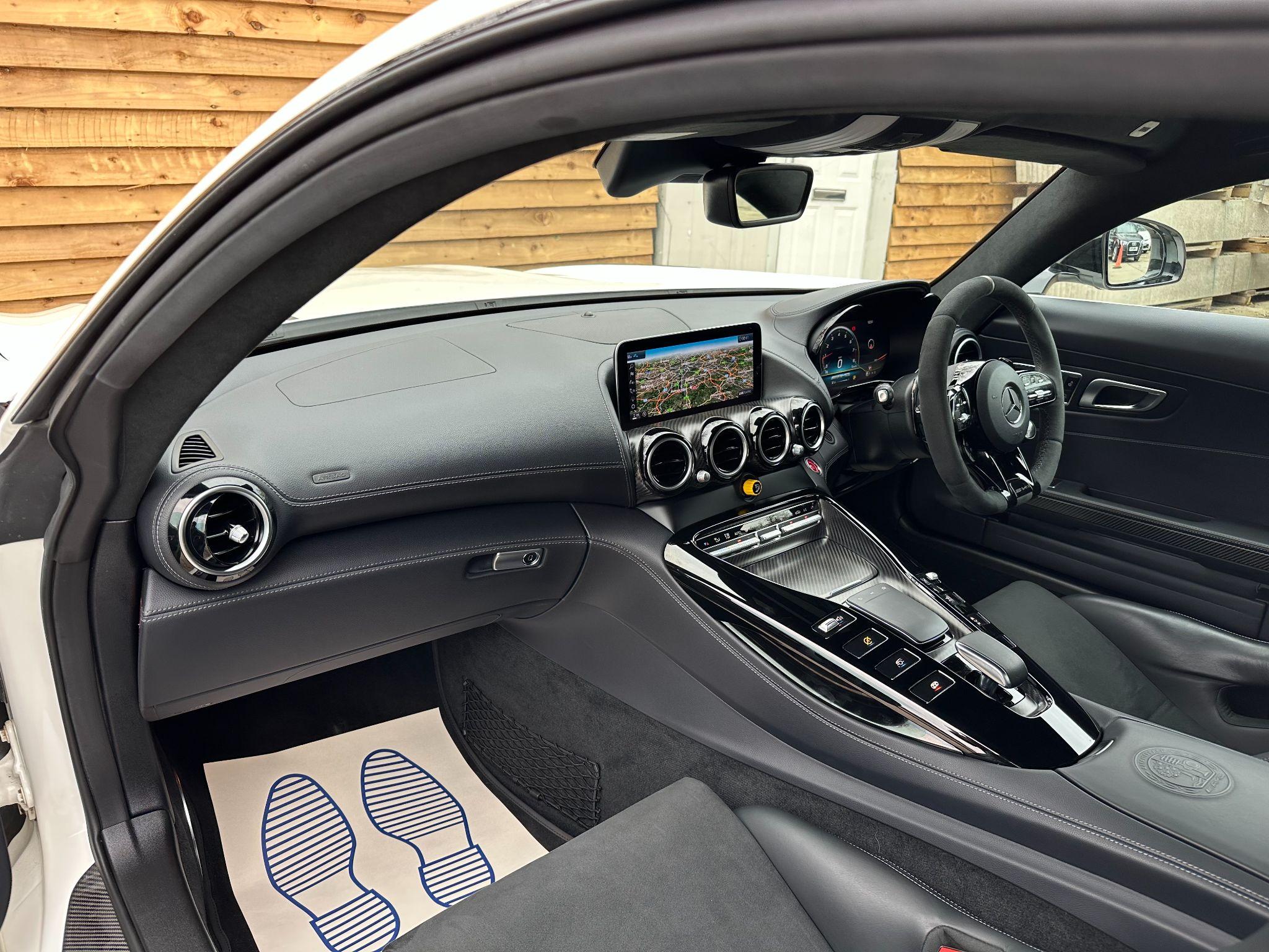 2020 Mercedes-Benz AMG GT 4.0 V8 BiTurbo R PRO SpdS DCT Euro 6 (s/s) 2dr • 8,100 miles image 31
