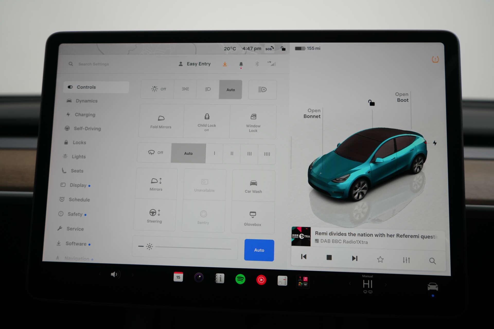 Tesla Model Y view 29