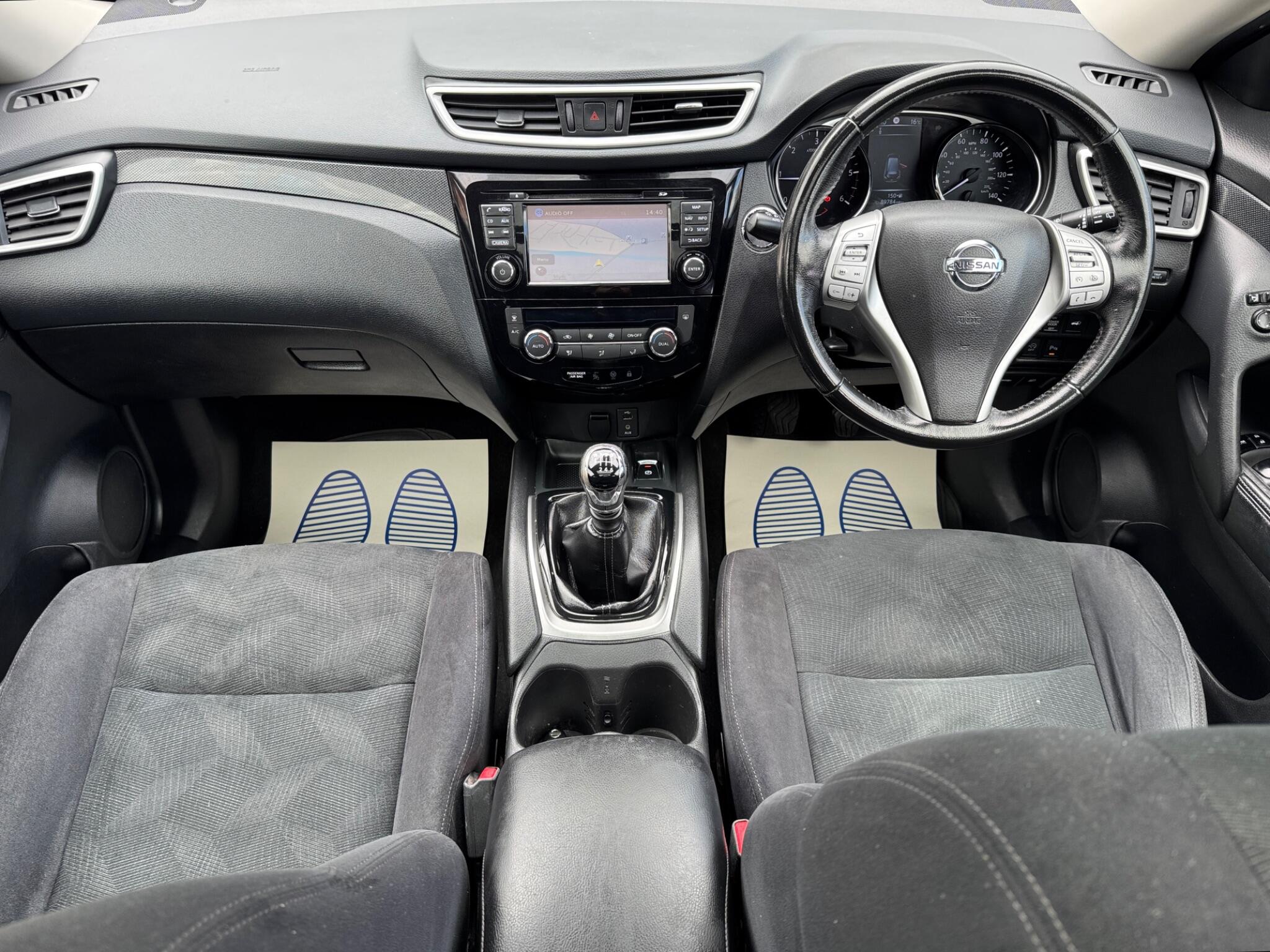 Nissan X-Trail view 32