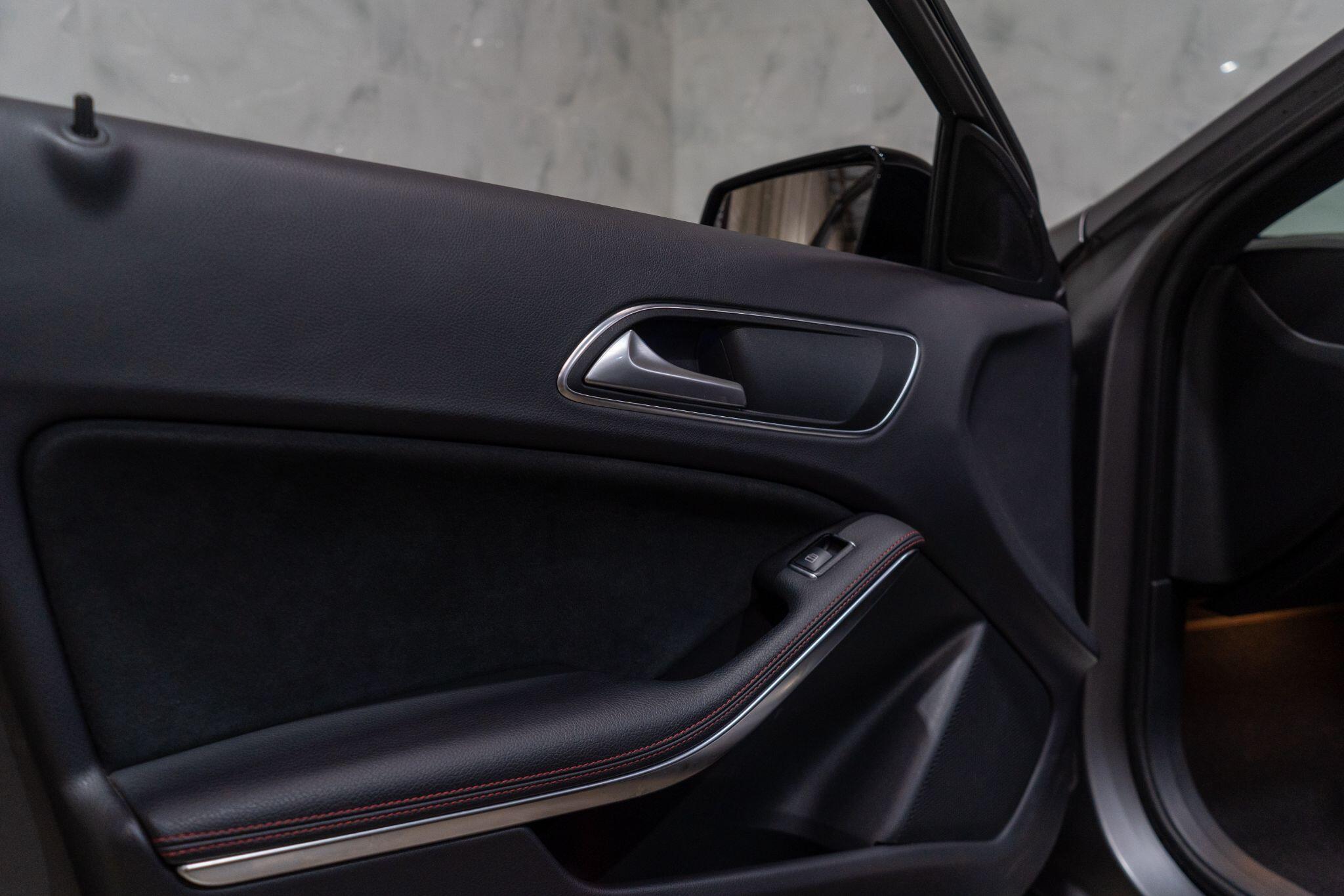 Mercedes-Benz A-Class view 24