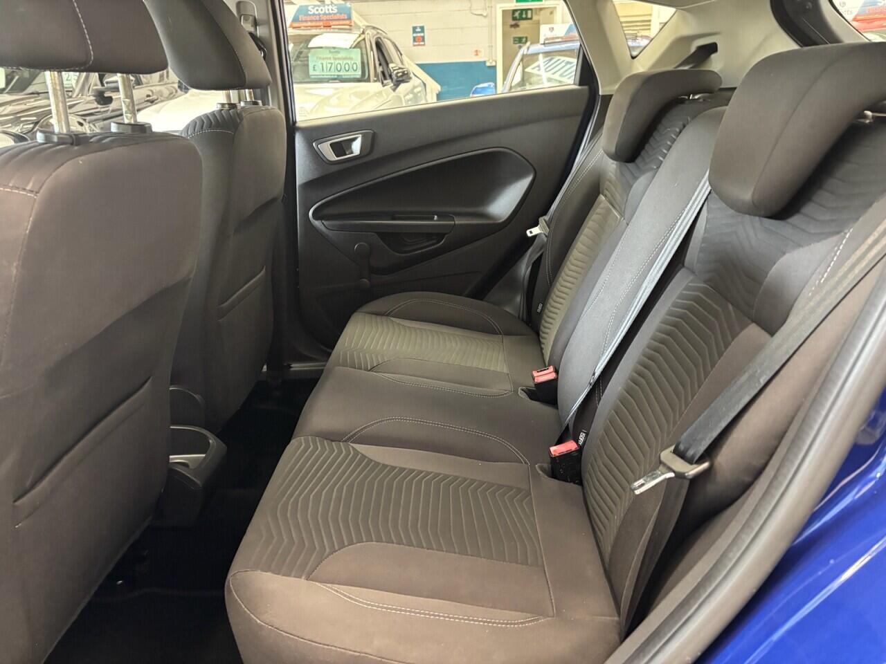 Ford Fiesta view 27