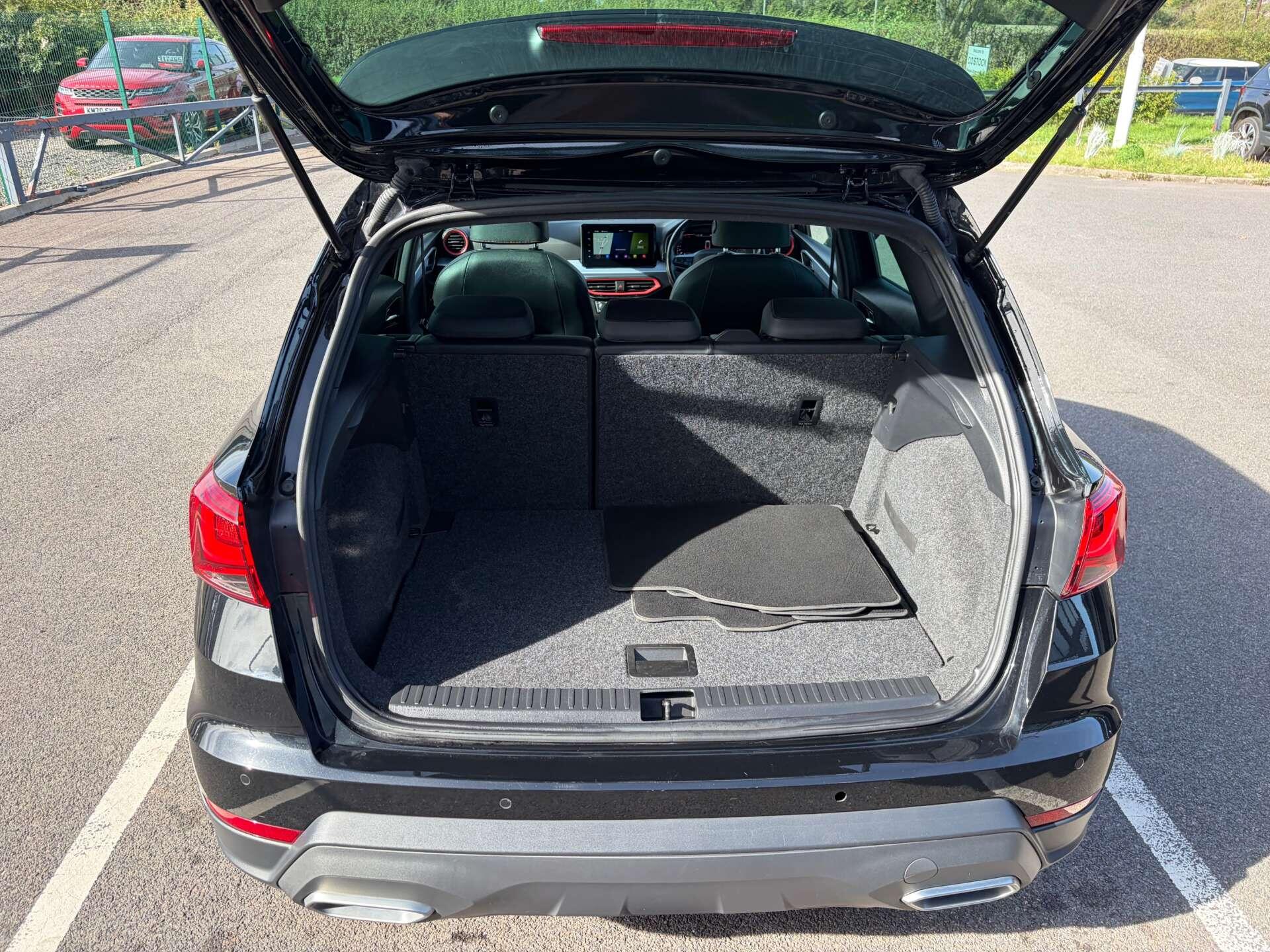 Seat Arona view 25