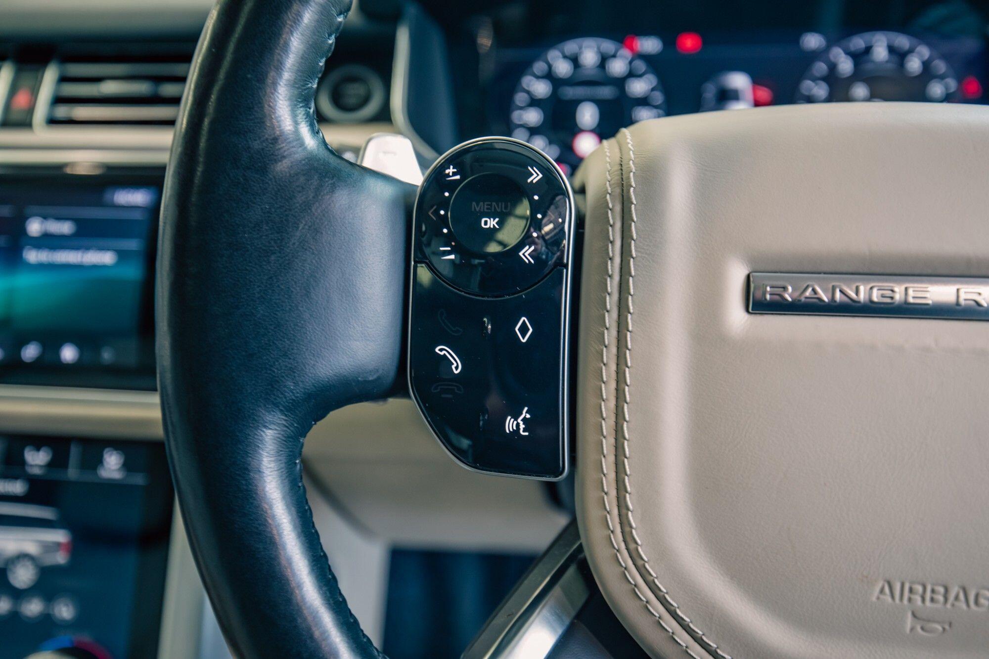 Land Rover Range Rover view 20