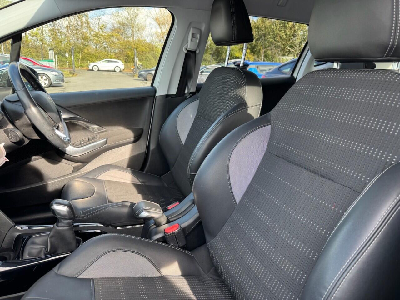 Peugeot 2008 view 49