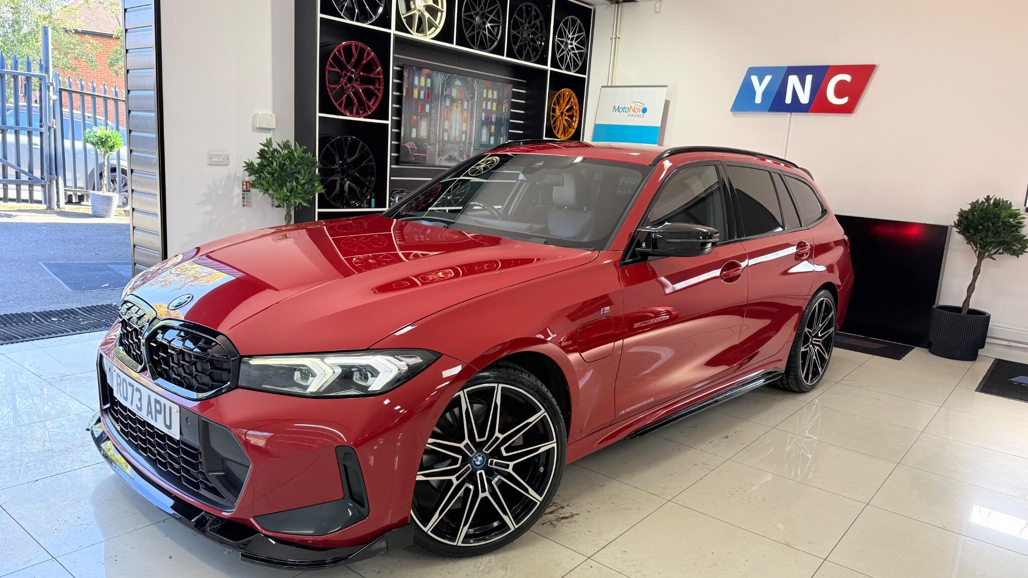 BMW 3 Series view 27