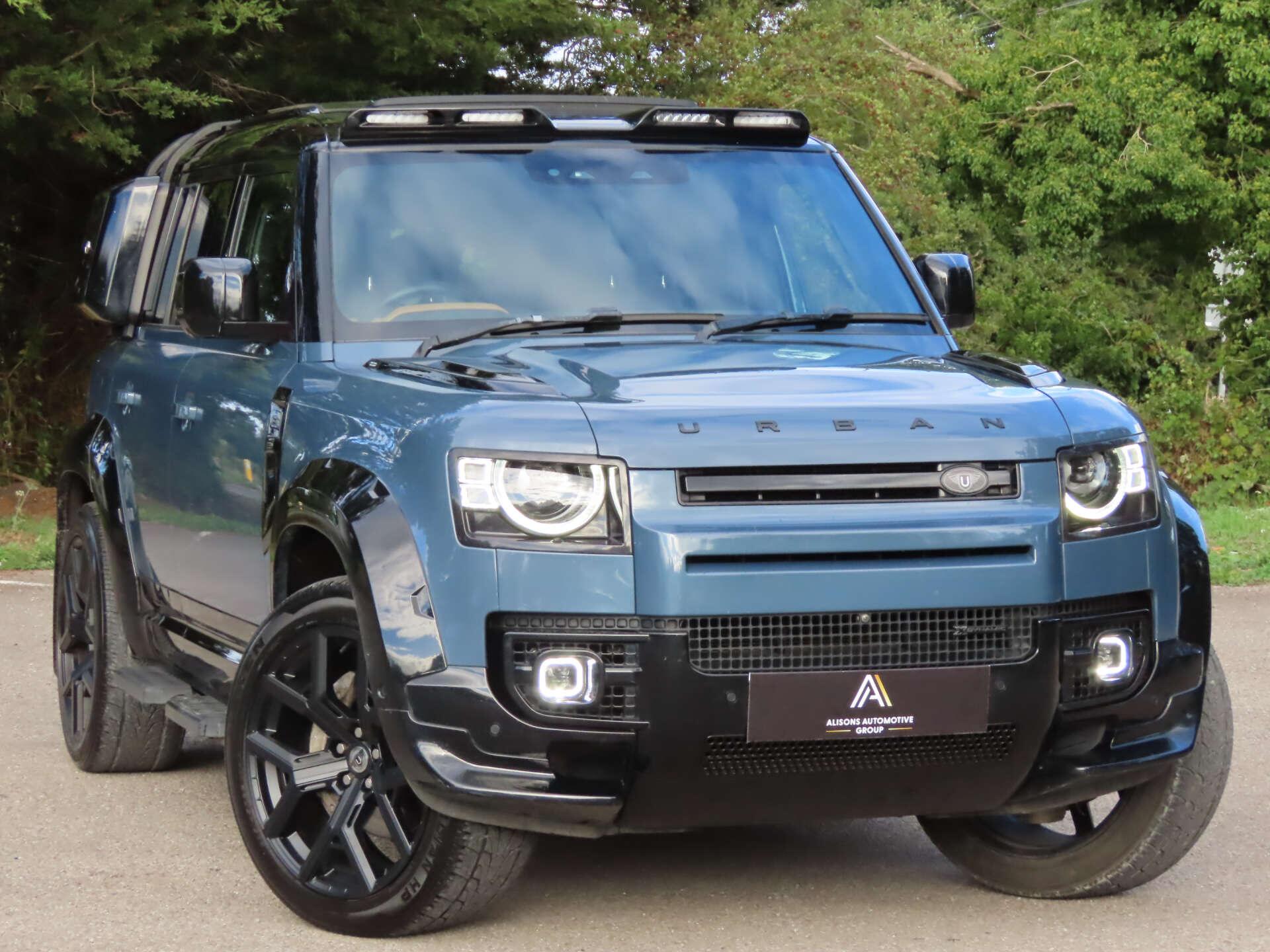 Land Rover Defender view 3