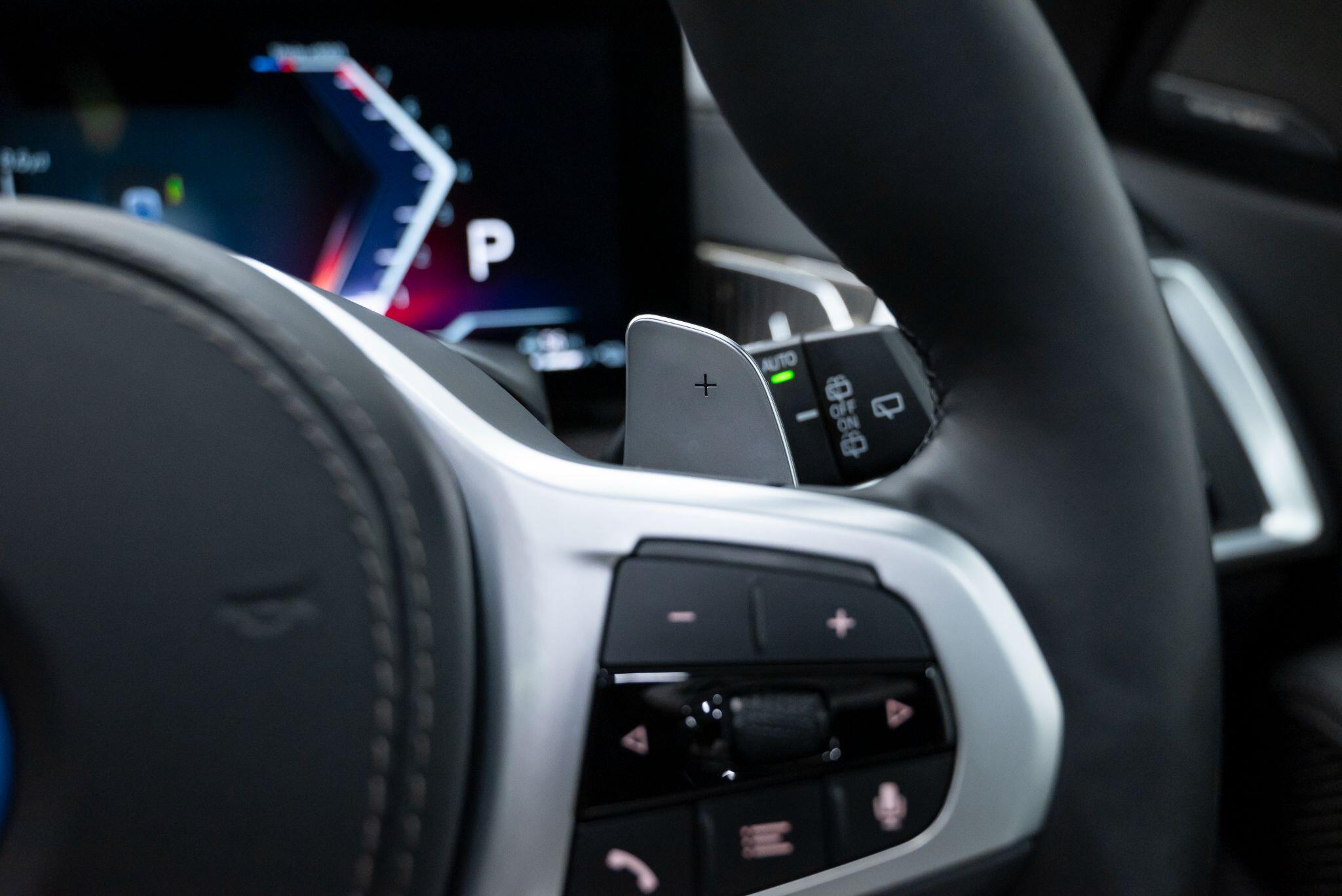 BMW X5 view 32