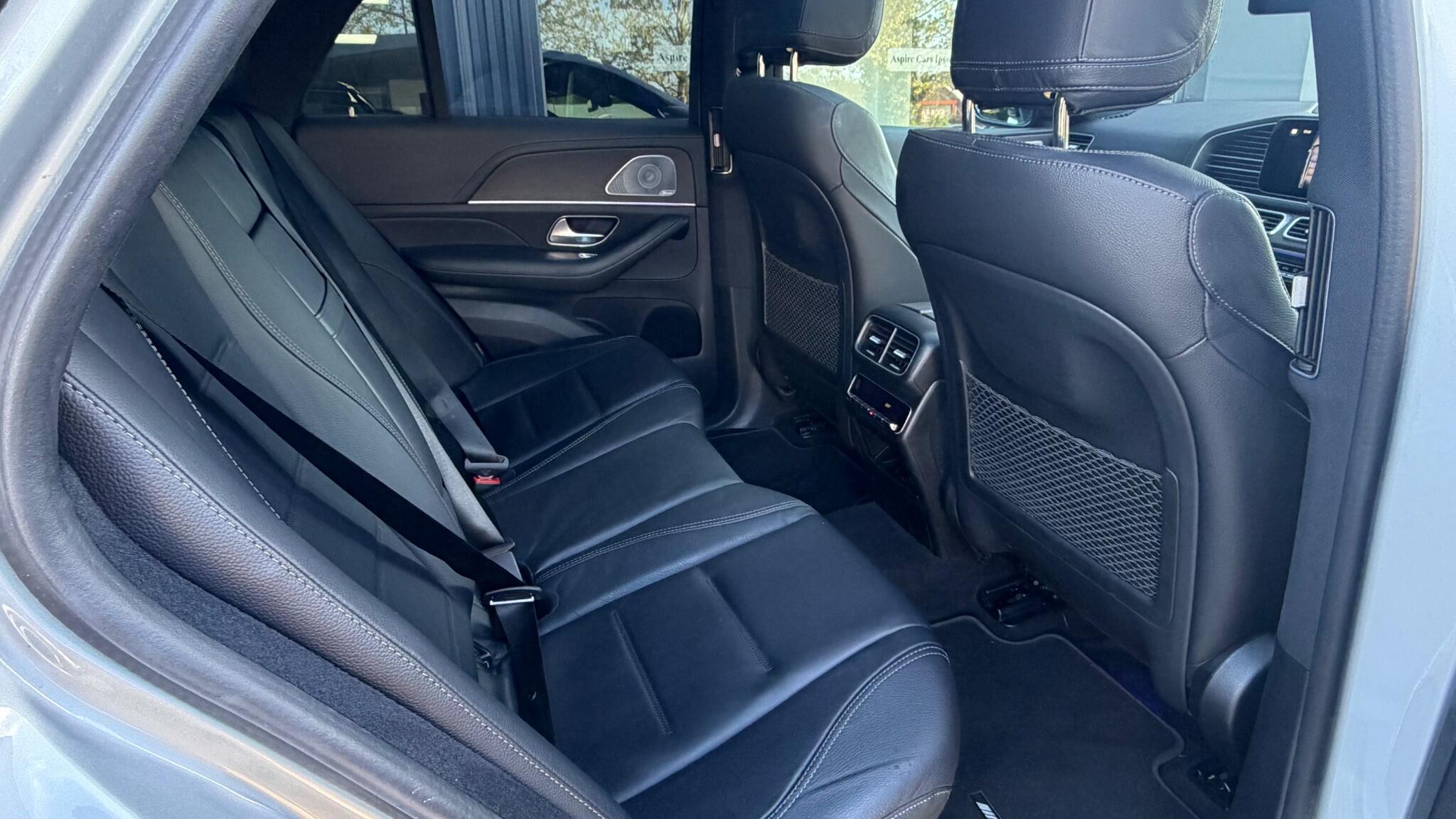 Mercedes-Benz Gle view 16