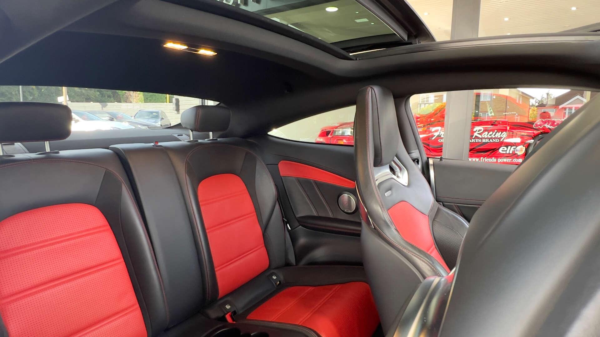 Mercedes-Benz C-Class view 20