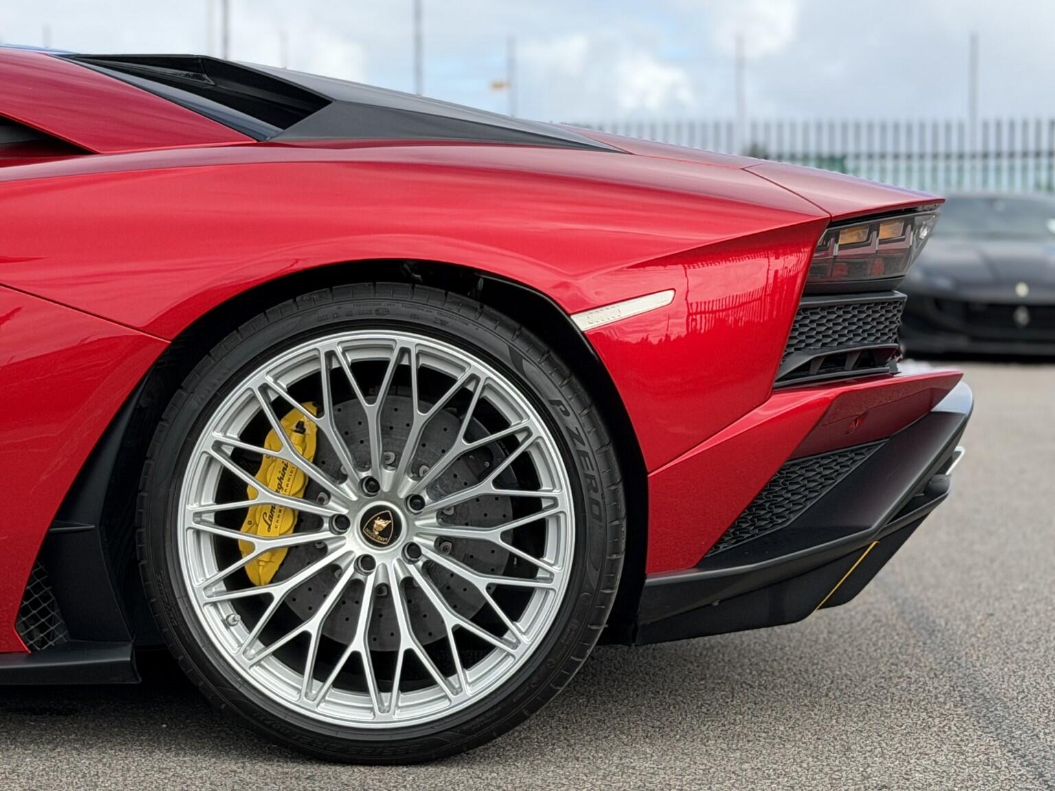 Lamborghini Aventador view 44