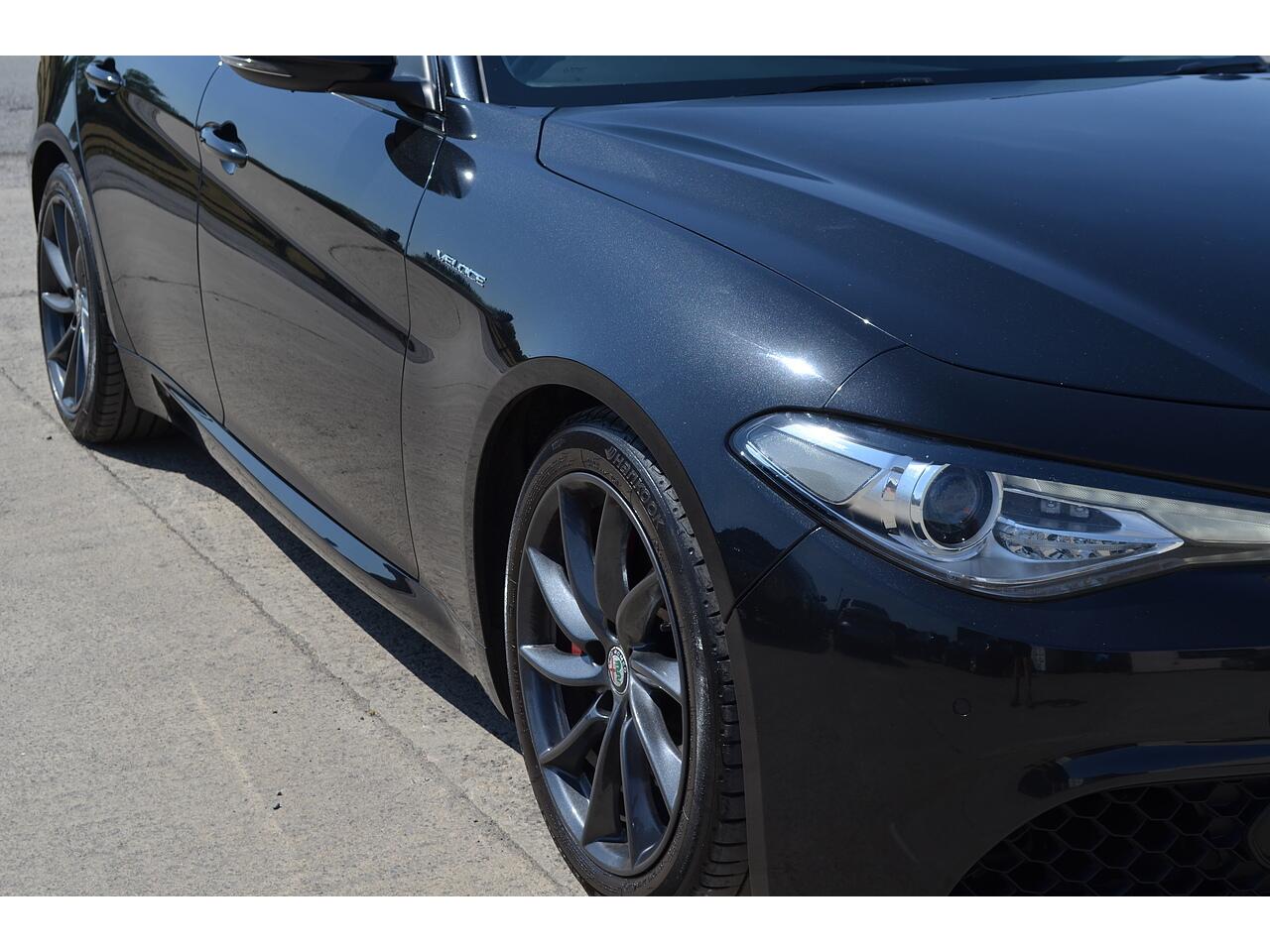 Alfa Romeo Giulia view 45