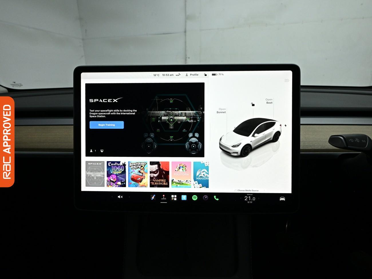Tesla Model Y view 16