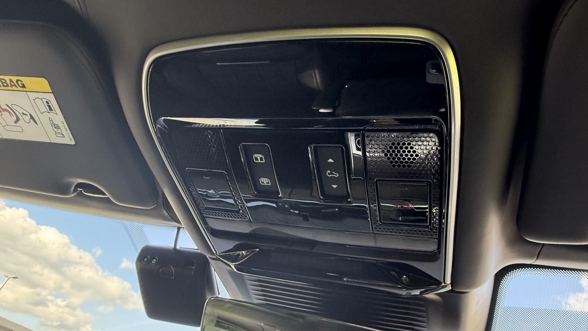 Land Rover Range Rover view 56