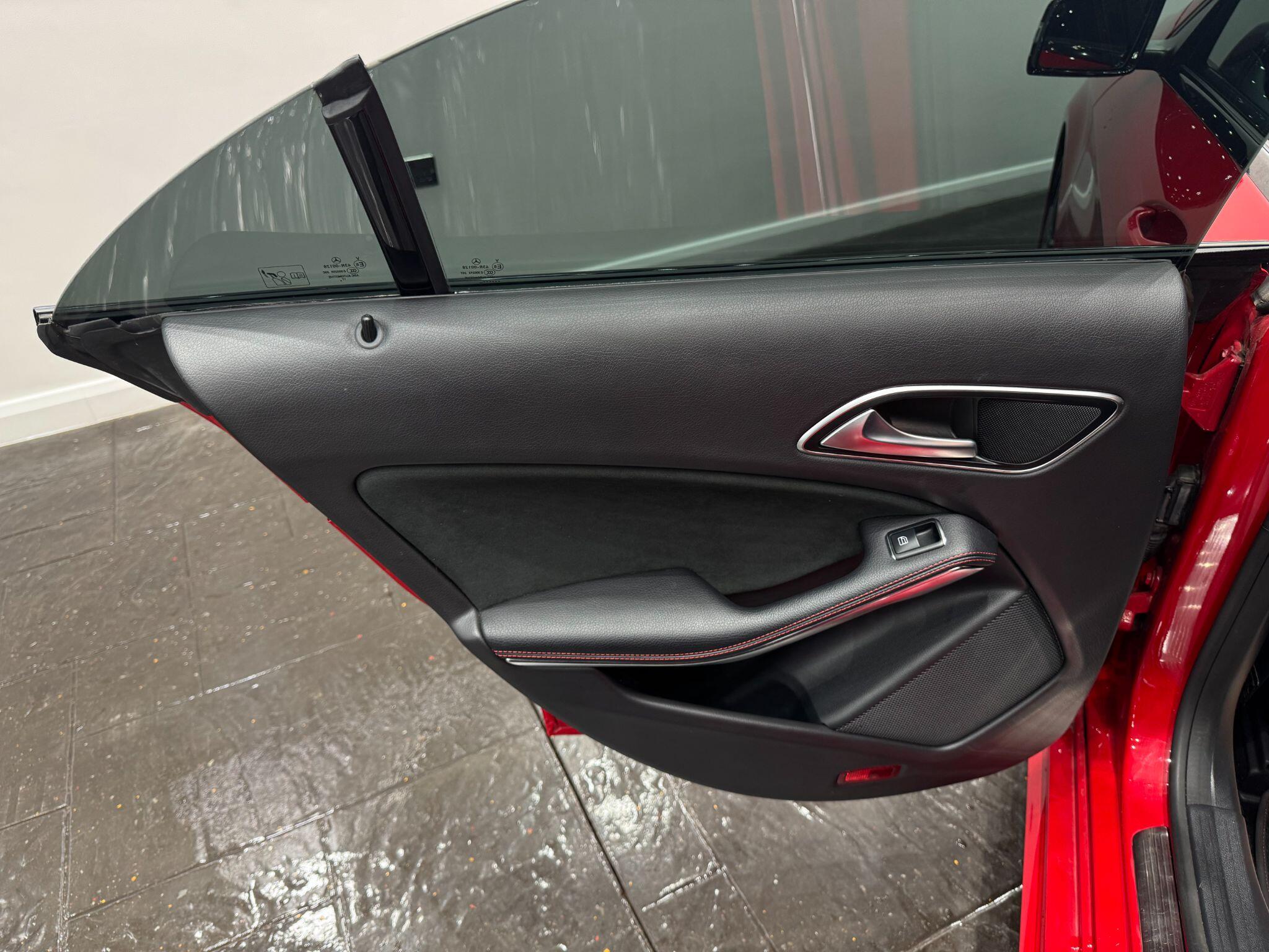Mercedes-Benz CLA view 64