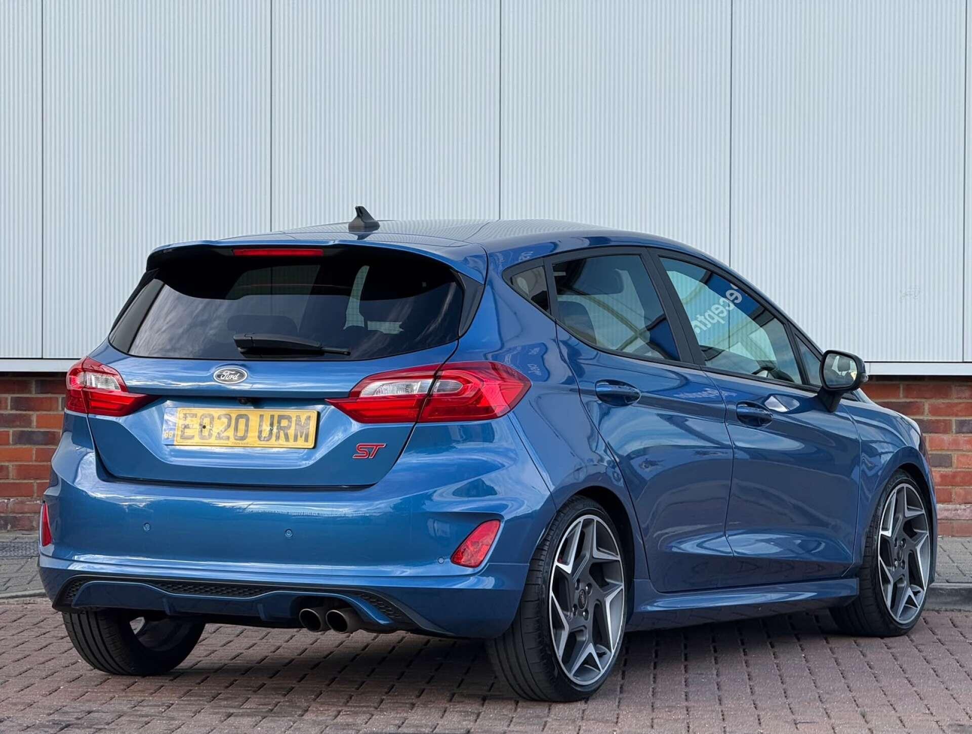 Ford Fiesta view 11